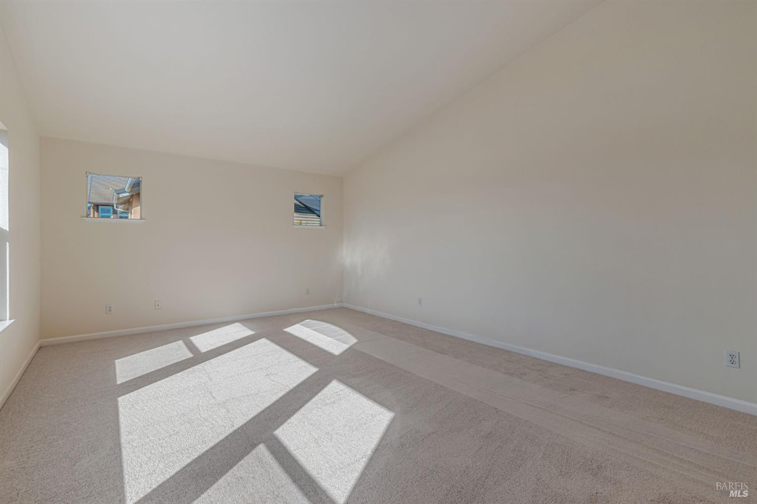 Vallejo, California, 94591, United States, 5 Bedrooms Bedrooms, ,4 BathroomsBathrooms,Residential,For Sale,1985746