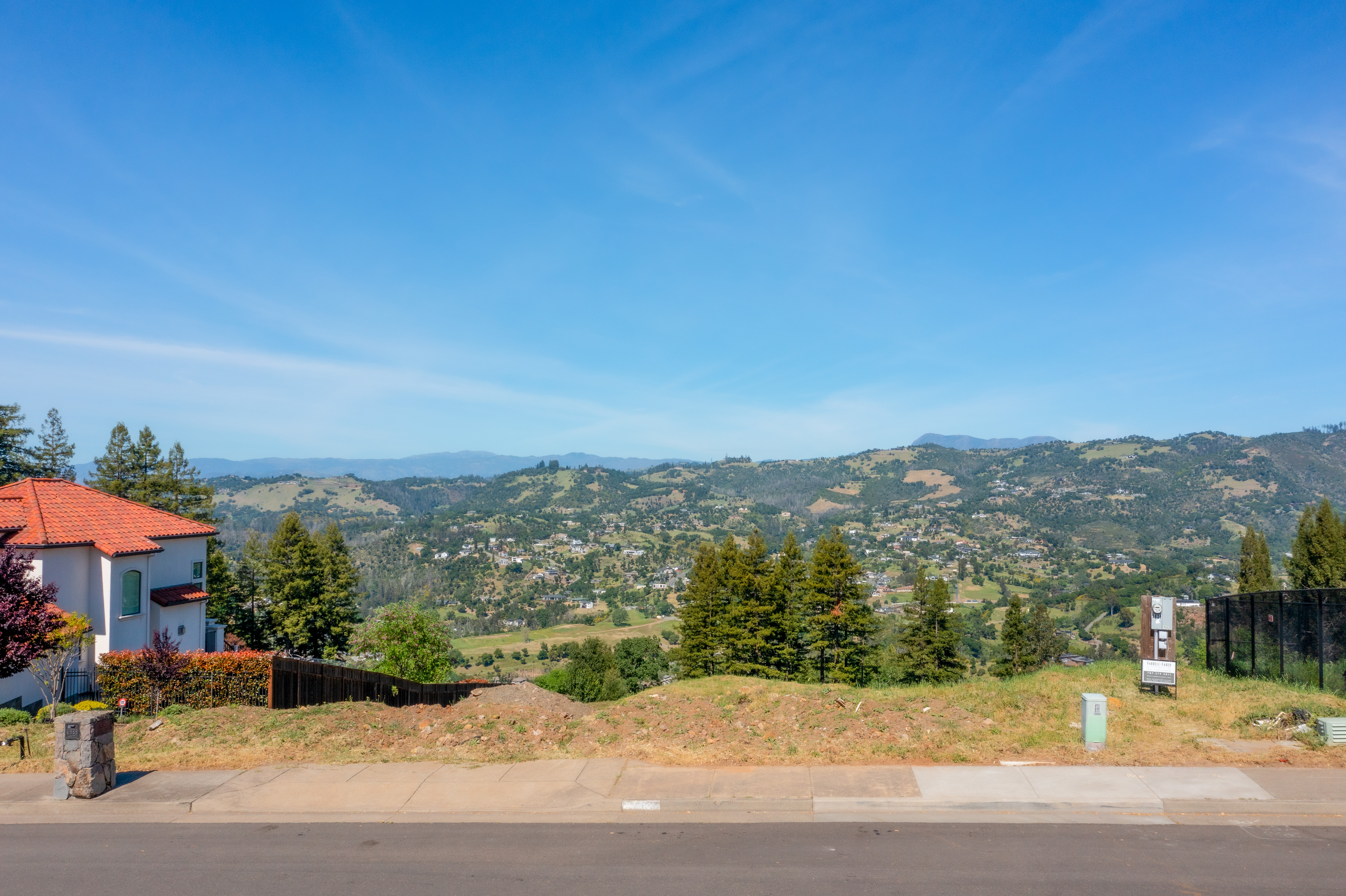  3888 Skyfarm Drive, Santa Rosa, CA 95403 - 物件實景