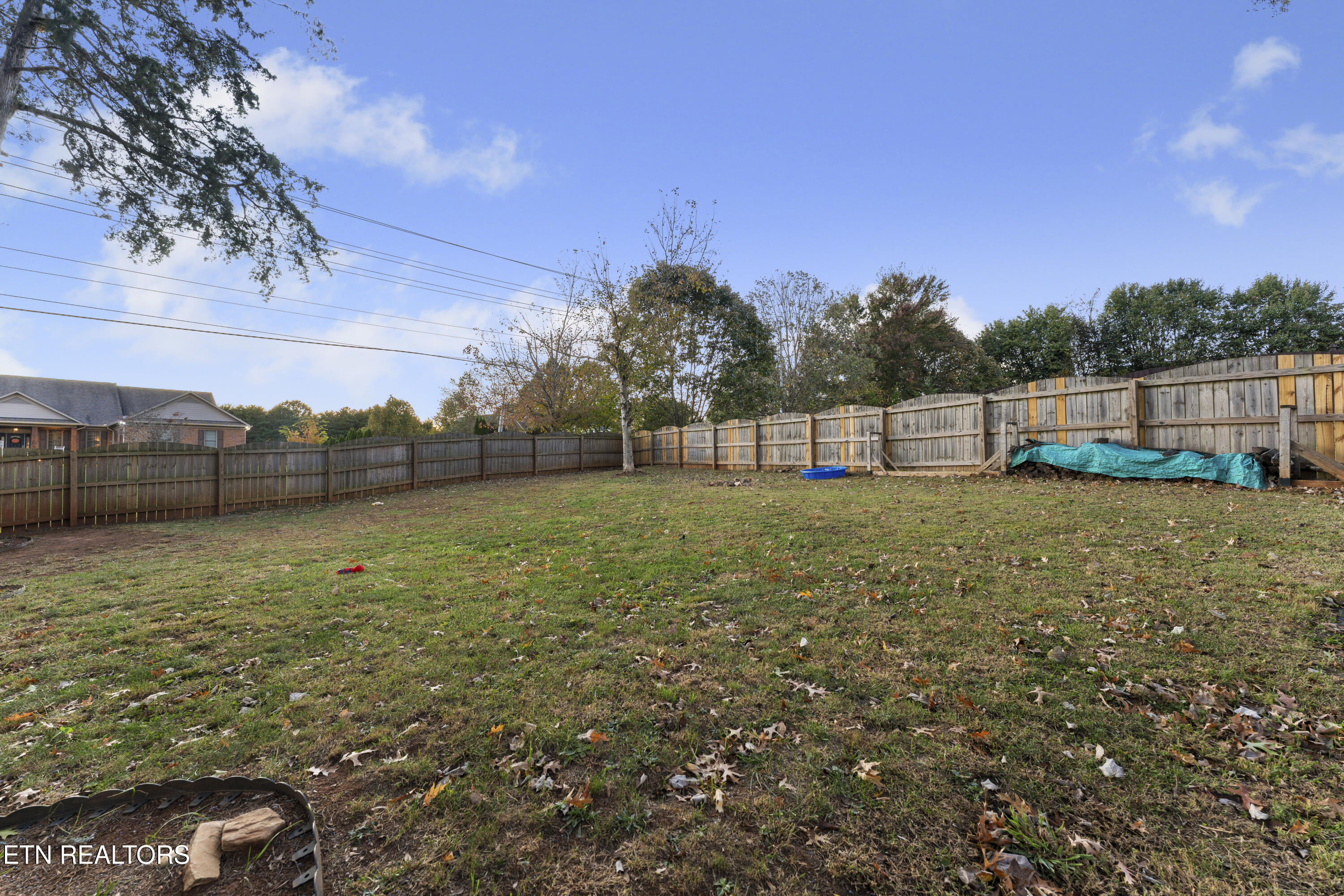 Knoxville, Tennessee, 37922, United States, 4 Bedrooms Bedrooms, ,4 BathroomsBathrooms,Residential,For Sale,1977894