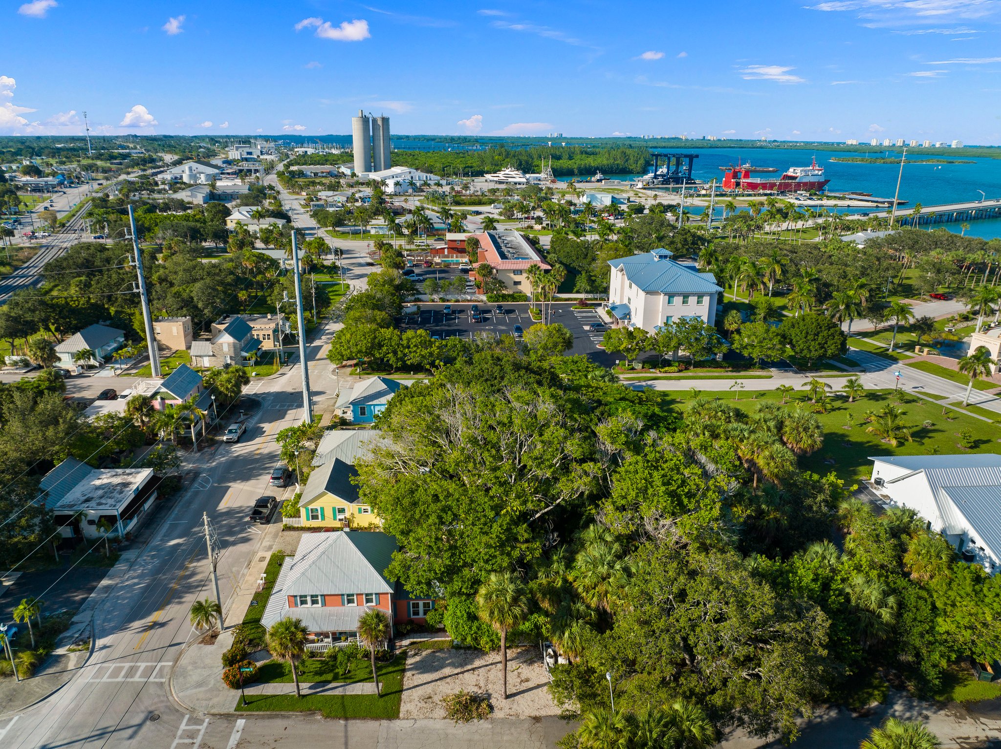  518 N 2nd Street, Fort Pierce, FL, 34950 - 物件實景