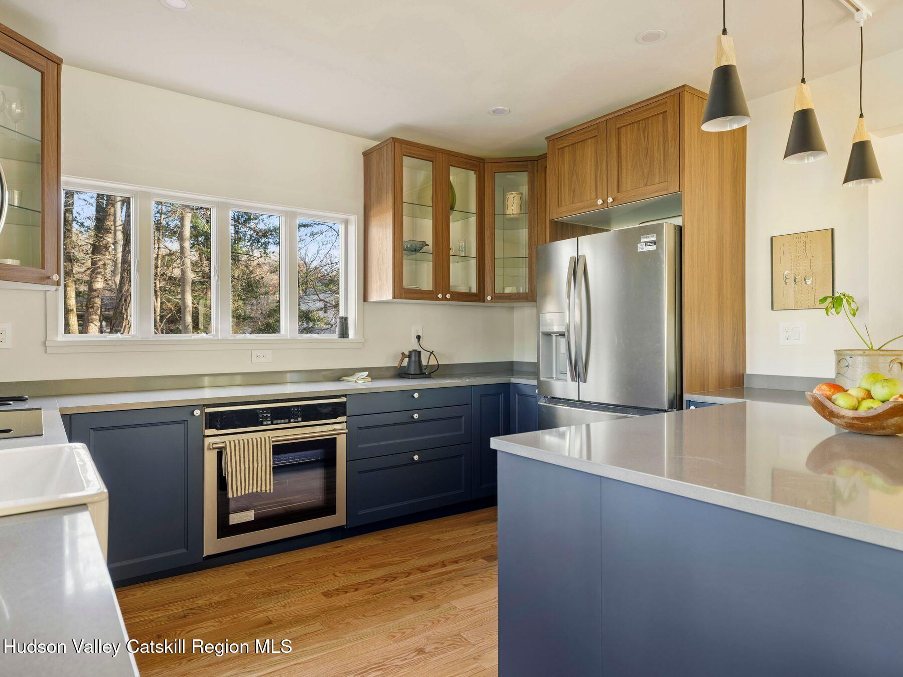 Rosendale, New York, 12472, United States, 3 Bedrooms Bedrooms, ,3 BathroomsBathrooms,Residential,For Sale,1998107