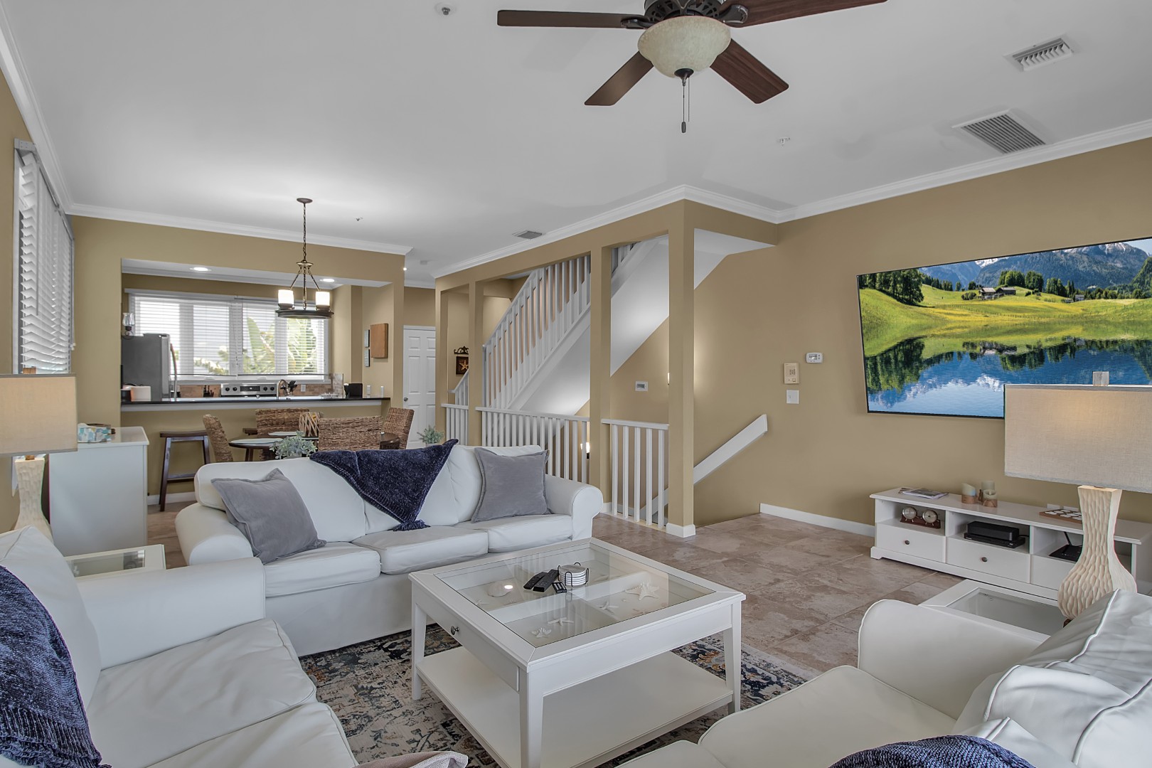 Longboat Key, Florida, 34228, United States, 2 Bedrooms Bedrooms, ,3 BathroomsBathrooms,Residential,For Sale,1923234