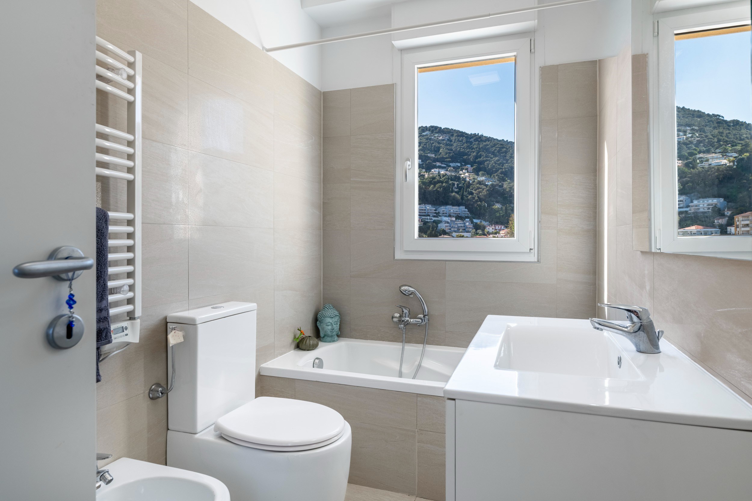  Menton luxury penthouse with rooftop terrace, pool and panoramic views - 物件實景
