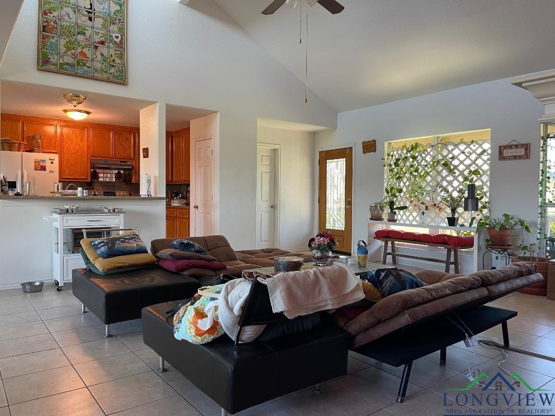 Out Of Area, Texas, 77578, United States, 3 Bedrooms Bedrooms, ,2 BathroomsBathrooms,Residential,For Sale,1910991