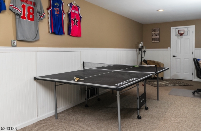 Jefferson, New Jersey, 07438, United States, 3 Bedrooms Bedrooms, ,3 BathroomsBathrooms,Residential,For Sale,1937828