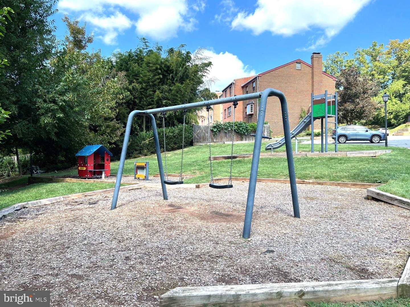 Annandale, Virginia, 22003, United States, 3 Bedrooms Bedrooms, ,4 BathroomsBathrooms,Residential,For Sale,2001924