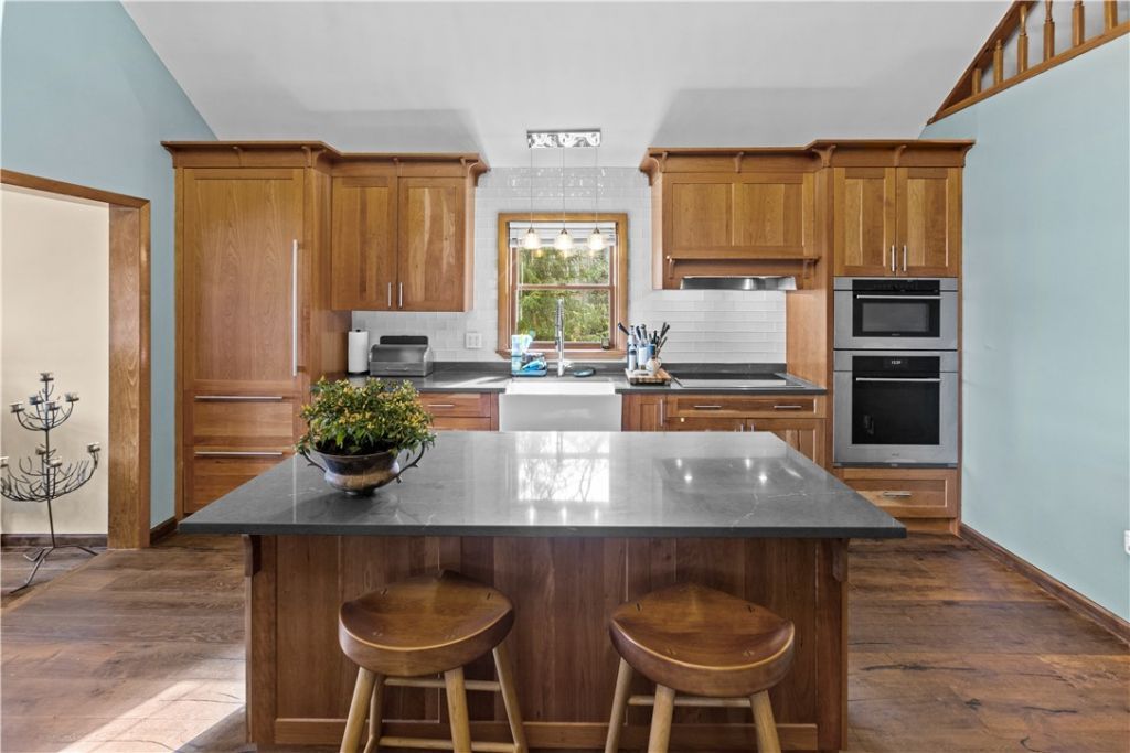 South Kortright, New York, 13842, United States, 3 Bedrooms Bedrooms, ,2 BathroomsBathrooms,Residential,For Sale,1986563