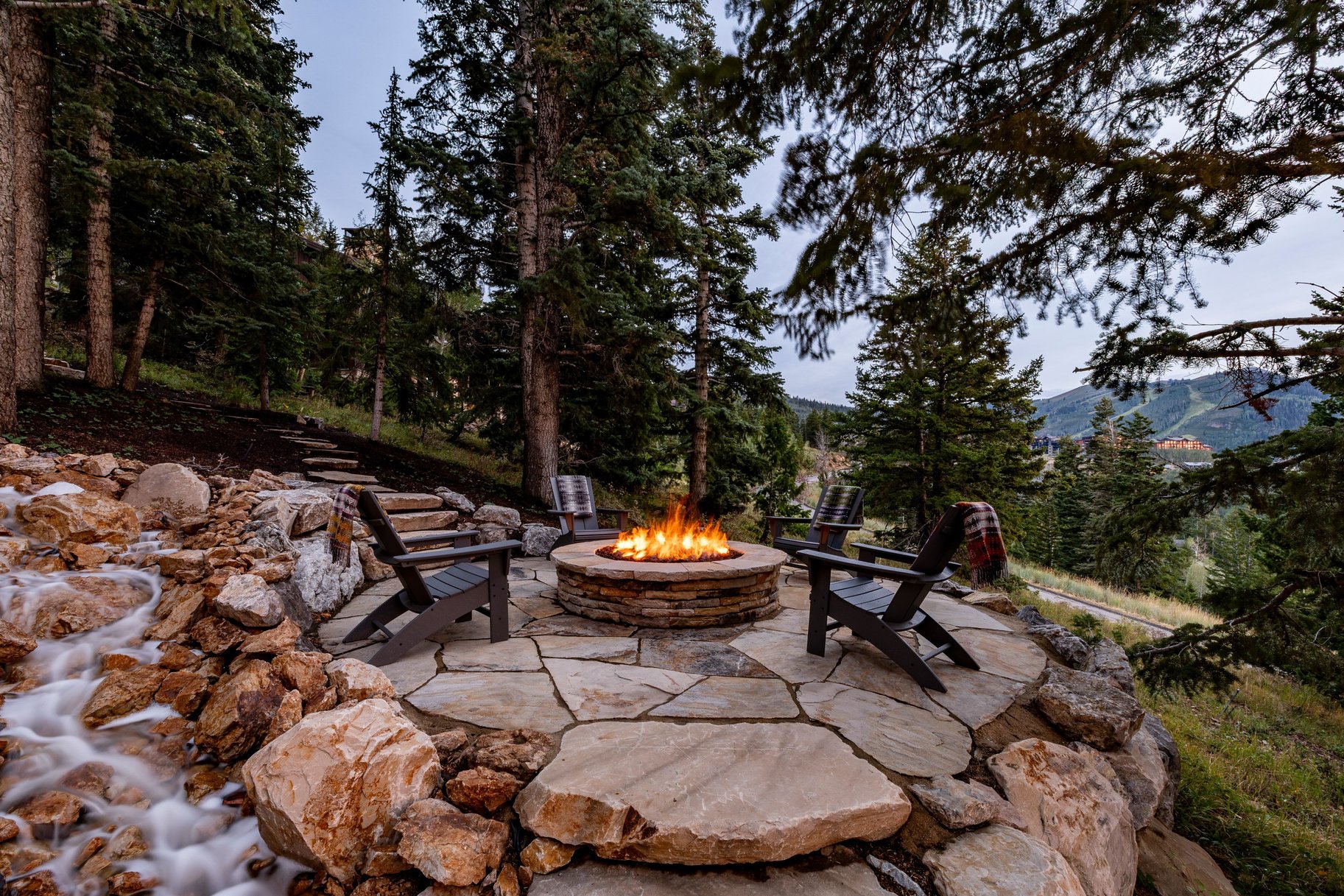  Mountain Transitional Legacy Ski Home in Gated Upper Deer Valley Community - 物件實景