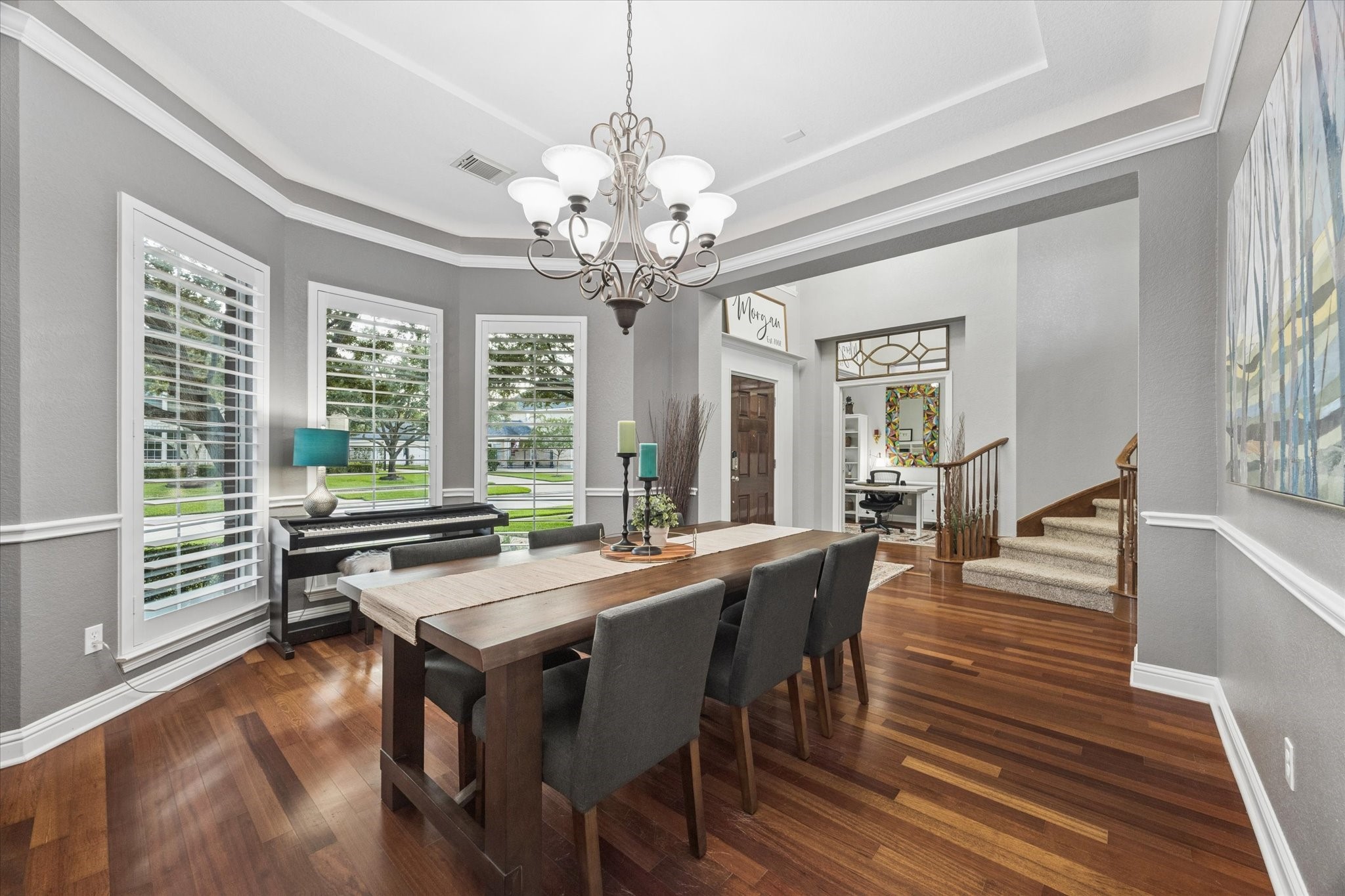  3523 Silvercreek Drive - 物件實景