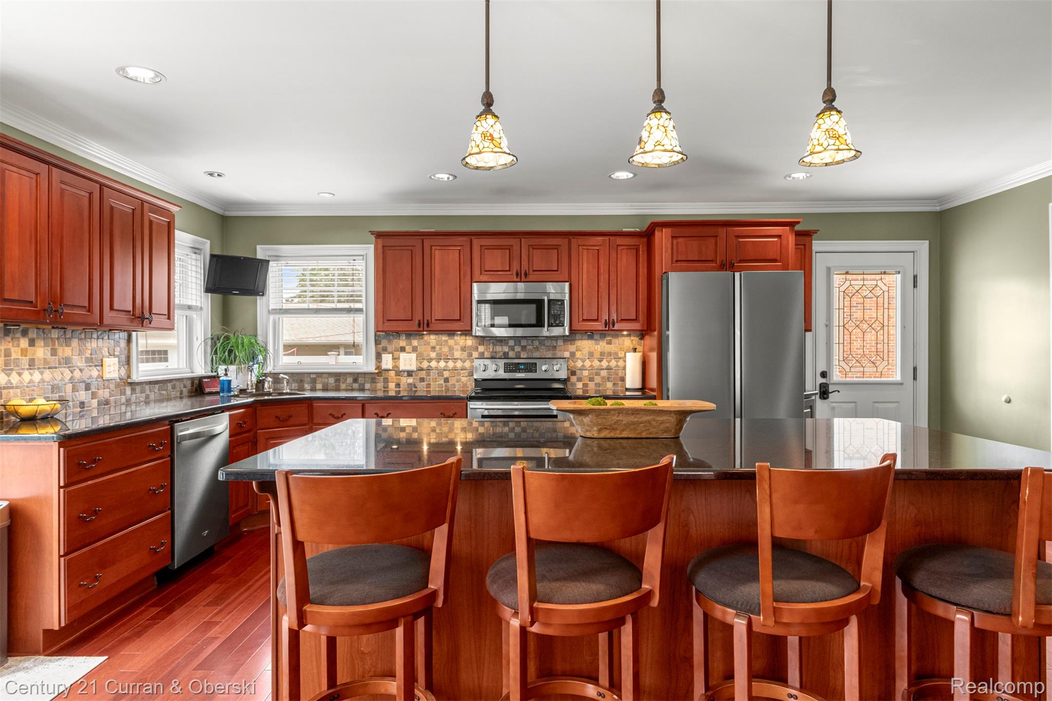 Allen Park, Michigan, 48101, United States, 4 Bedrooms Bedrooms, ,4 BathroomsBathrooms,Residential,For Sale,1982178