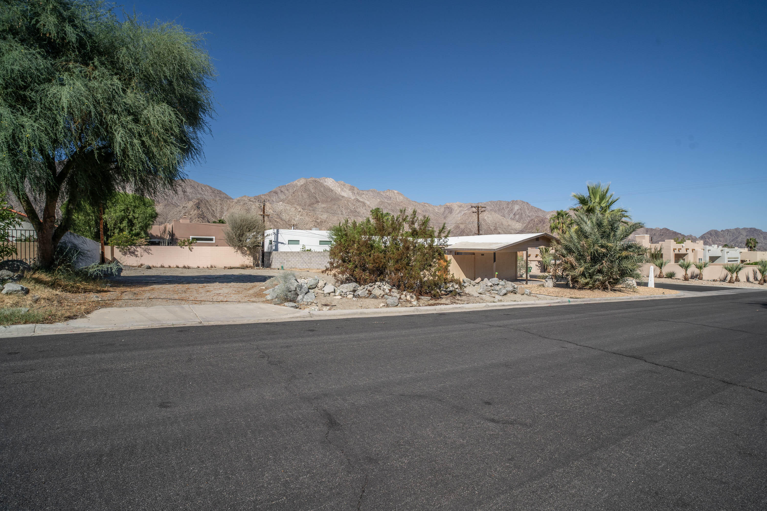 La Quinta, California, 92253, United States, 2 Bedrooms Bedrooms, ,1 BathroomBathrooms,Residential,For Sale,1961693