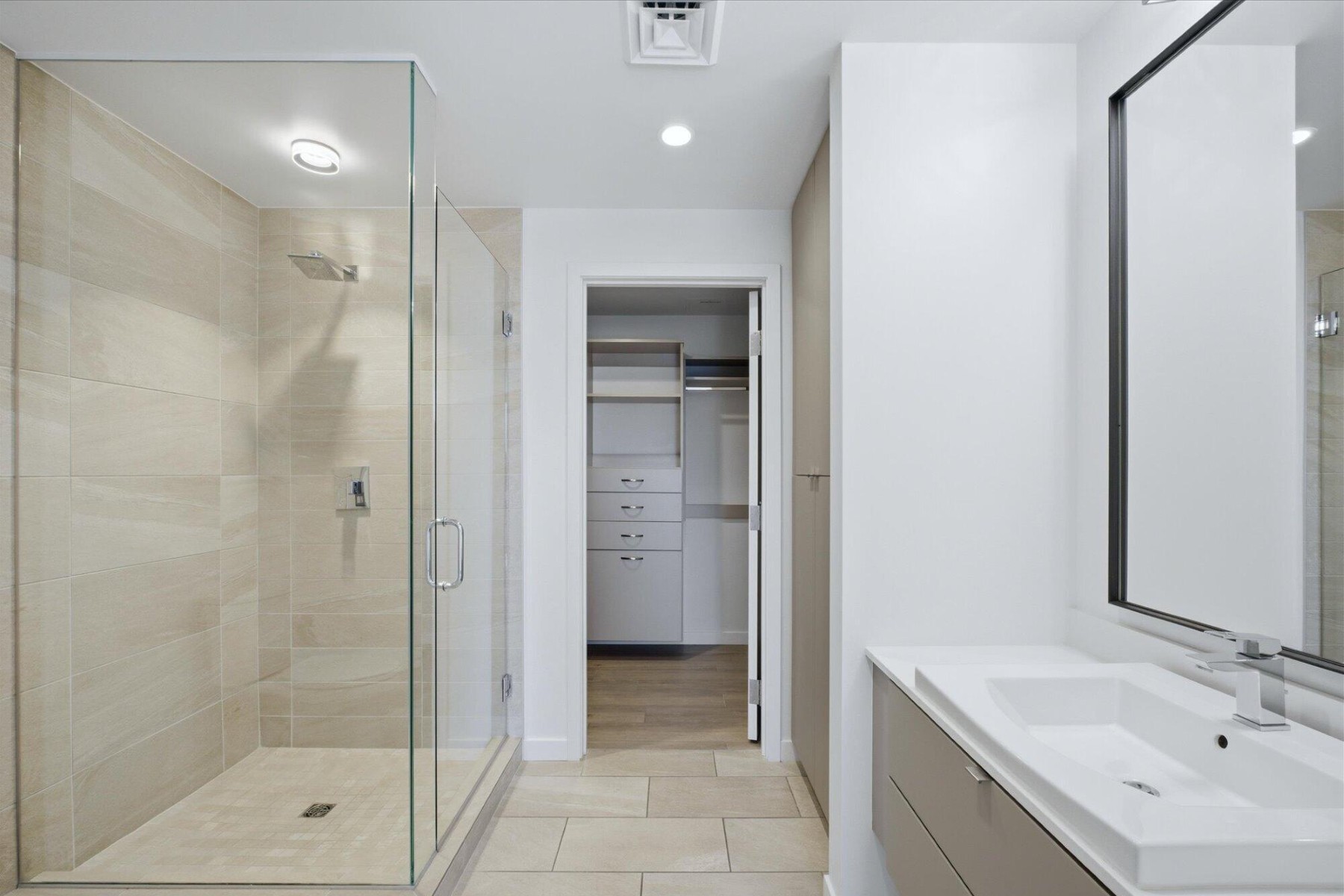  200 W Portland Street  Phoenix, AZ - 物件實景