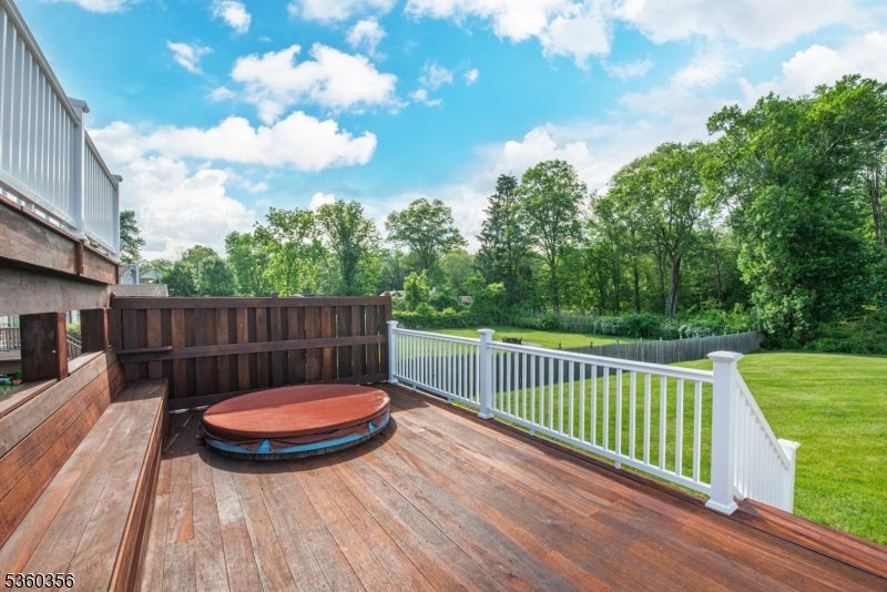 Montville Twp., New Jersey, 07082, United States, 4 Bedrooms Bedrooms, ,3 BathroomsBathrooms,Residential,For Sale,1834822