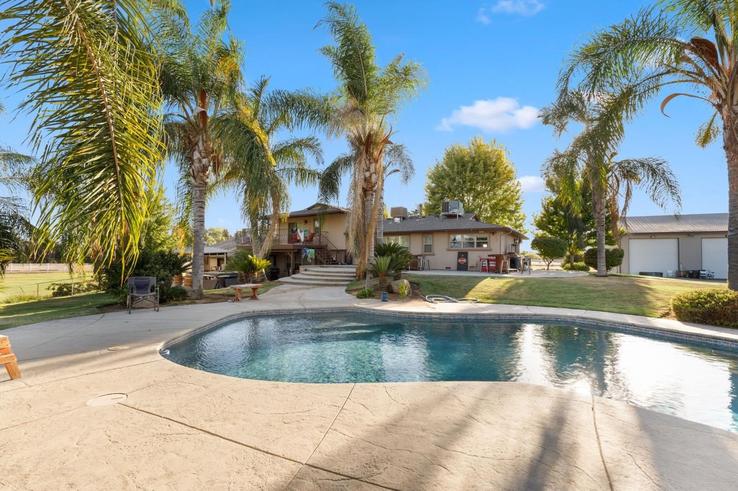 Clovis, California, 93619, United States, 4 Bedrooms Bedrooms, ,4 BathroomsBathrooms,Residential,For Sale,1924178
