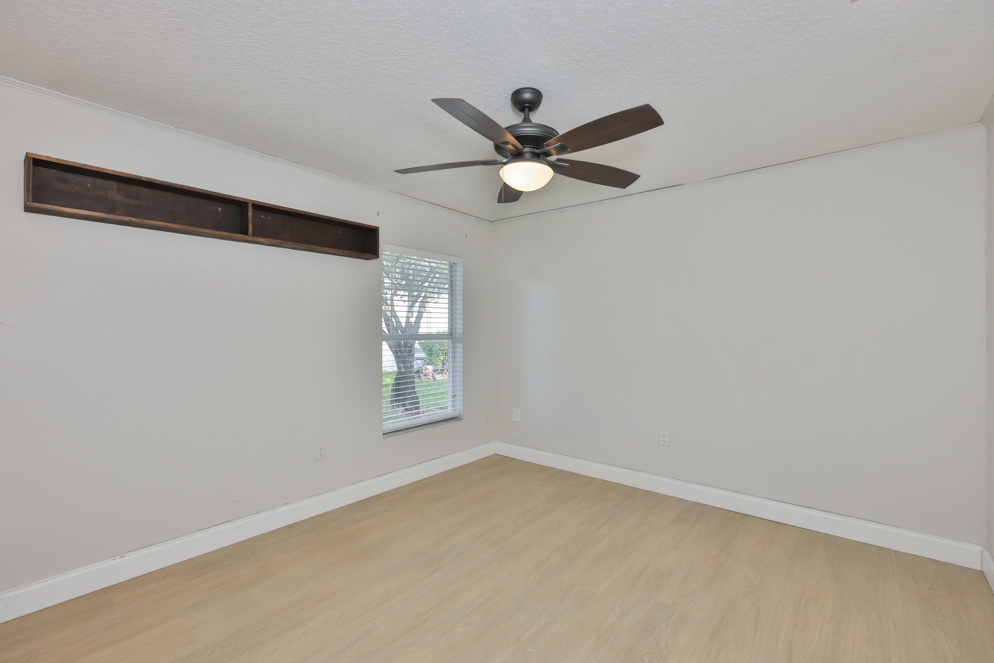 Tampa, Florida, 33647, United States, 4 Bedrooms Bedrooms, ,3 BathroomsBathrooms,Residential,For Sale,1982962