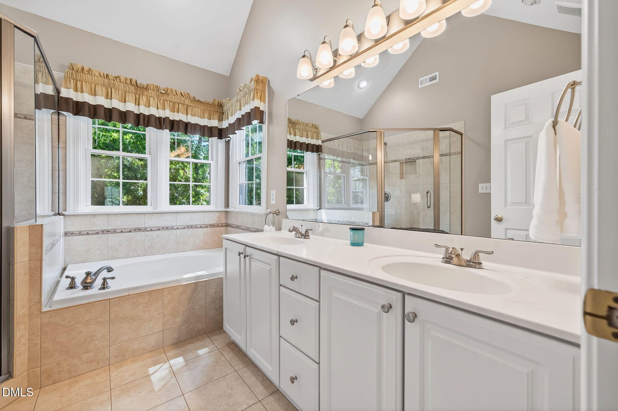 Cary, North Carolina, 27519, United States, 5 Bedrooms Bedrooms, ,4 BathroomsBathrooms,Residential,For Sale,1992012