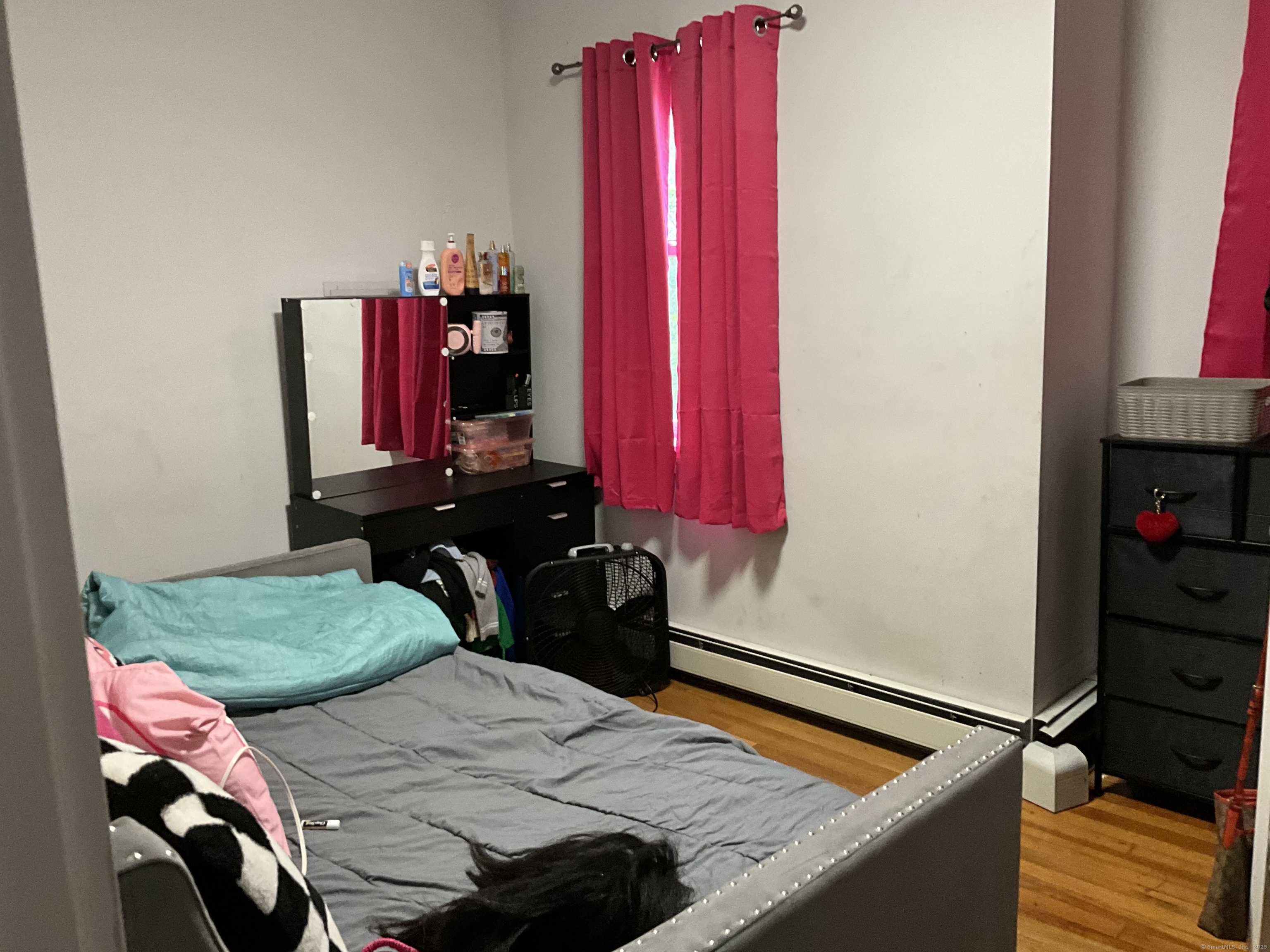 Waterbury, Connecticut, 06708, United States, 9 Bedrooms Bedrooms, ,3 BathroomsBathrooms,Residential,For Sale,1911329