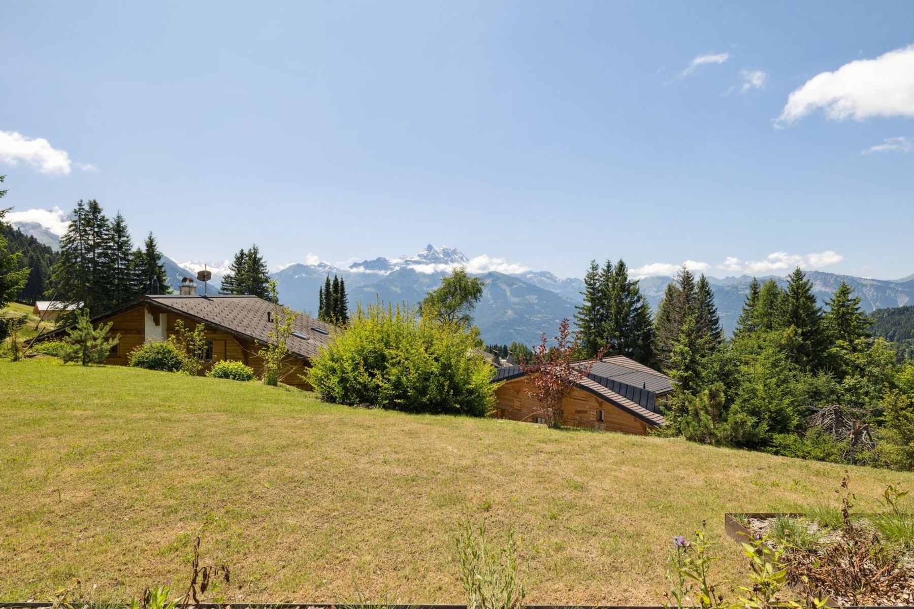  Rare duplex with garden, ski-in & ski-out, sublime view - 物件實景