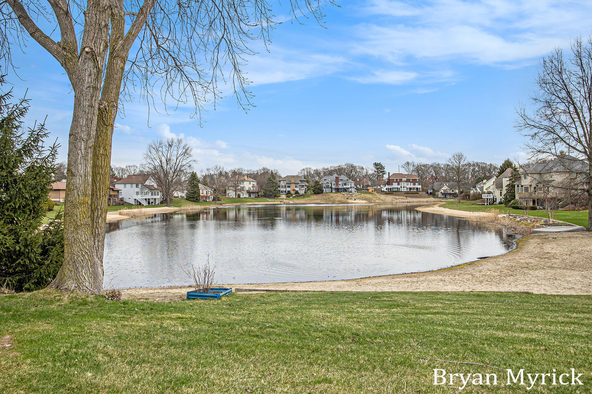Holland, Michigan, 49424, United States, 4 Bedrooms Bedrooms, ,4 BathroomsBathrooms,Residential,For Sale,1838829