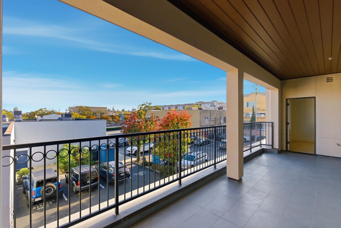 San Carlos, California, 94070, United States, 2 Bedrooms Bedrooms, ,3 BathroomsBathrooms,Residential,For Sale,2002922