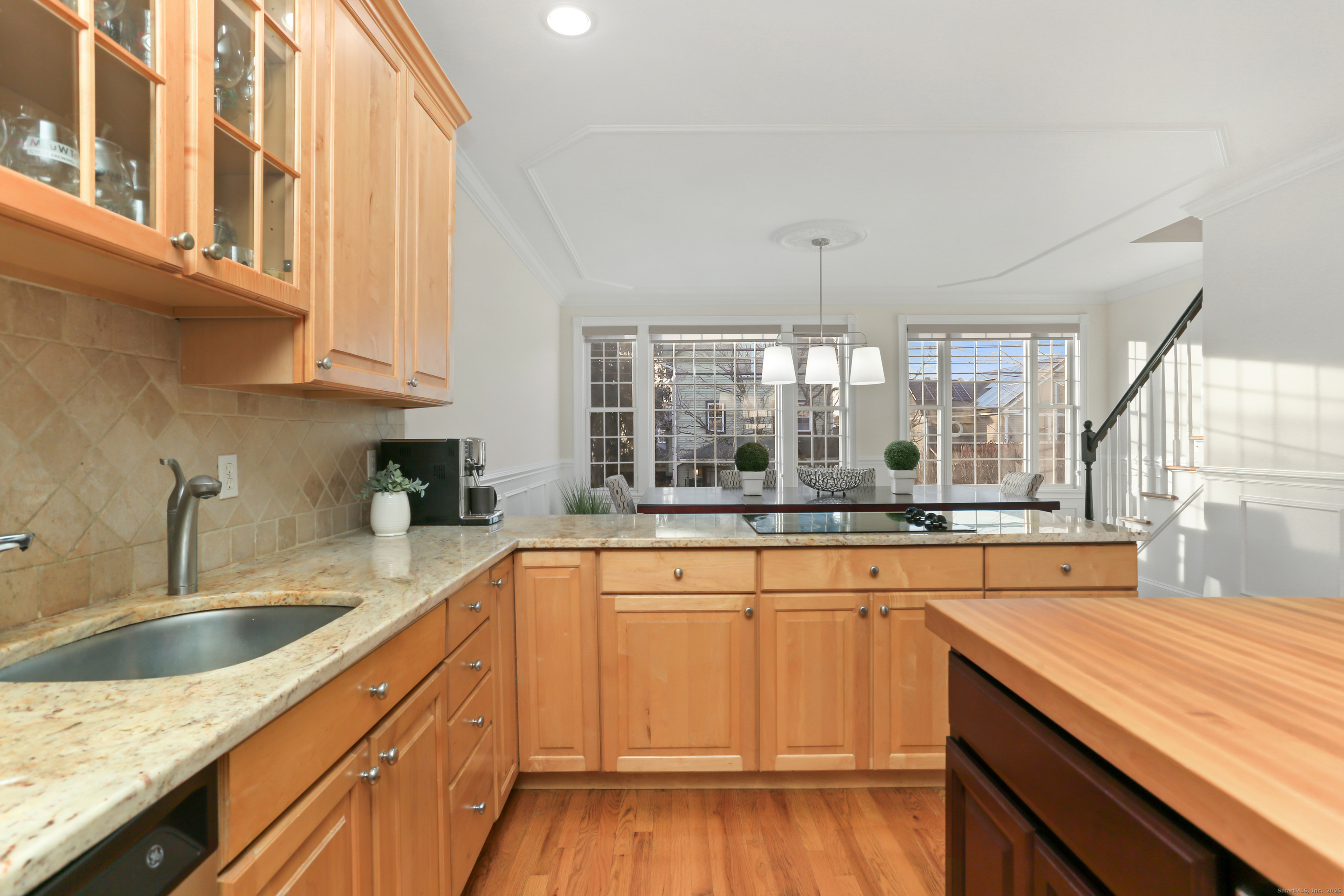 Fairfield, Connecticut, 06824, United States, 3 Bedrooms Bedrooms, ,3 BathroomsBathrooms,Residential,For Sale,2001723