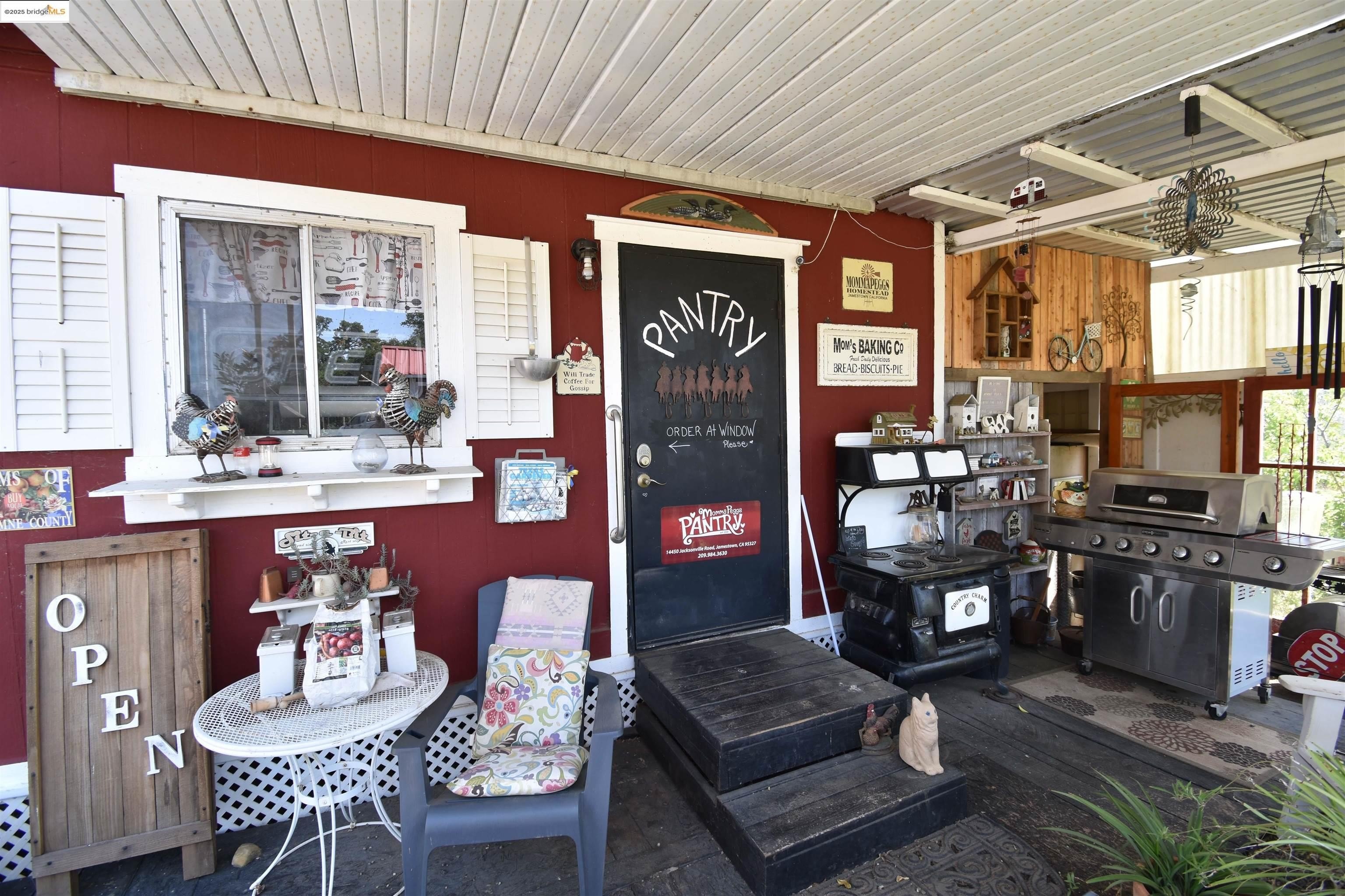 Jamestown, California, 95327, United States, 3 Bedrooms Bedrooms, ,2 BathroomsBathrooms,Residential,For Sale,1828112