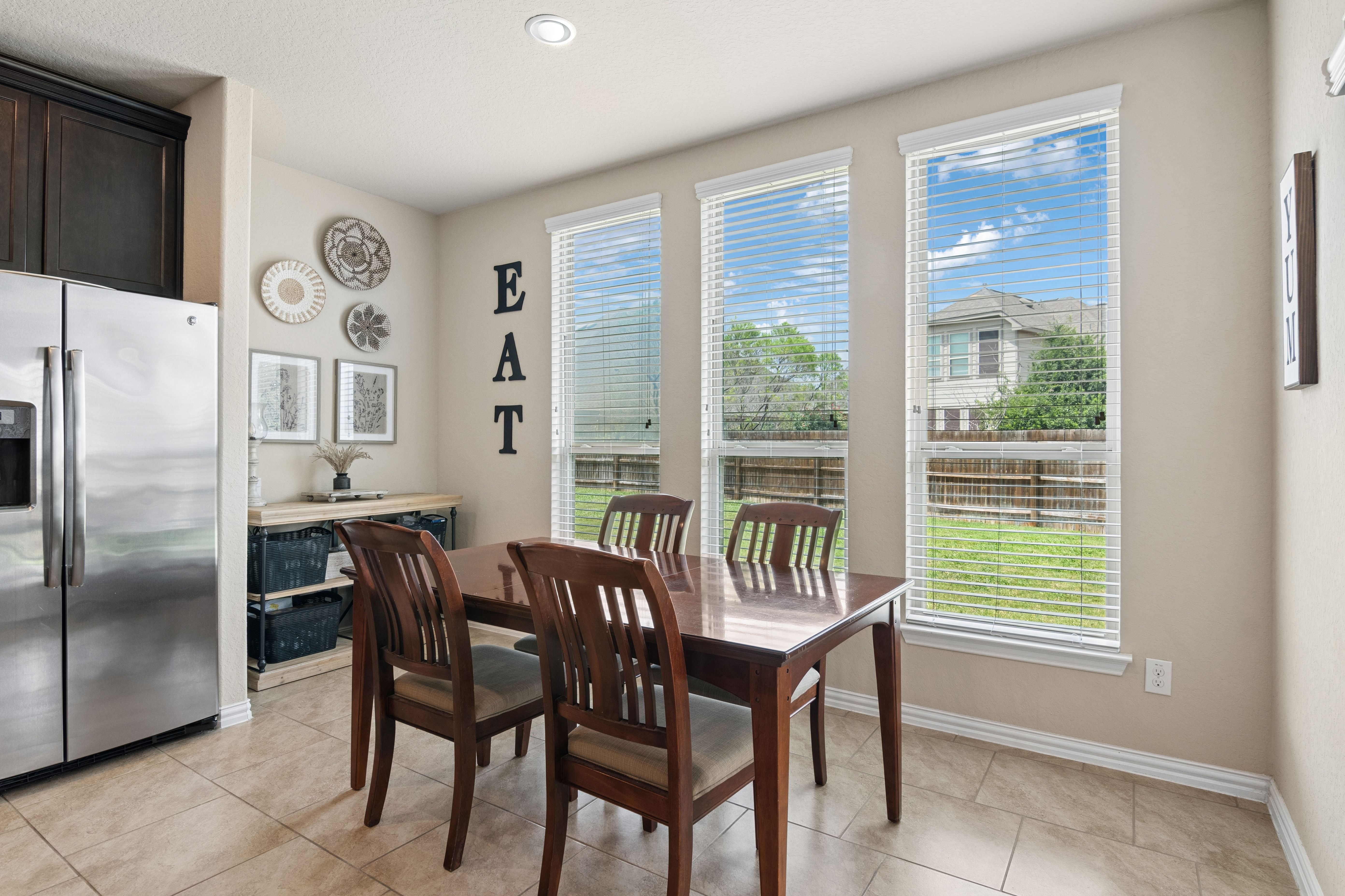  Open Concept Living in Kallison Ranch - 物件實景