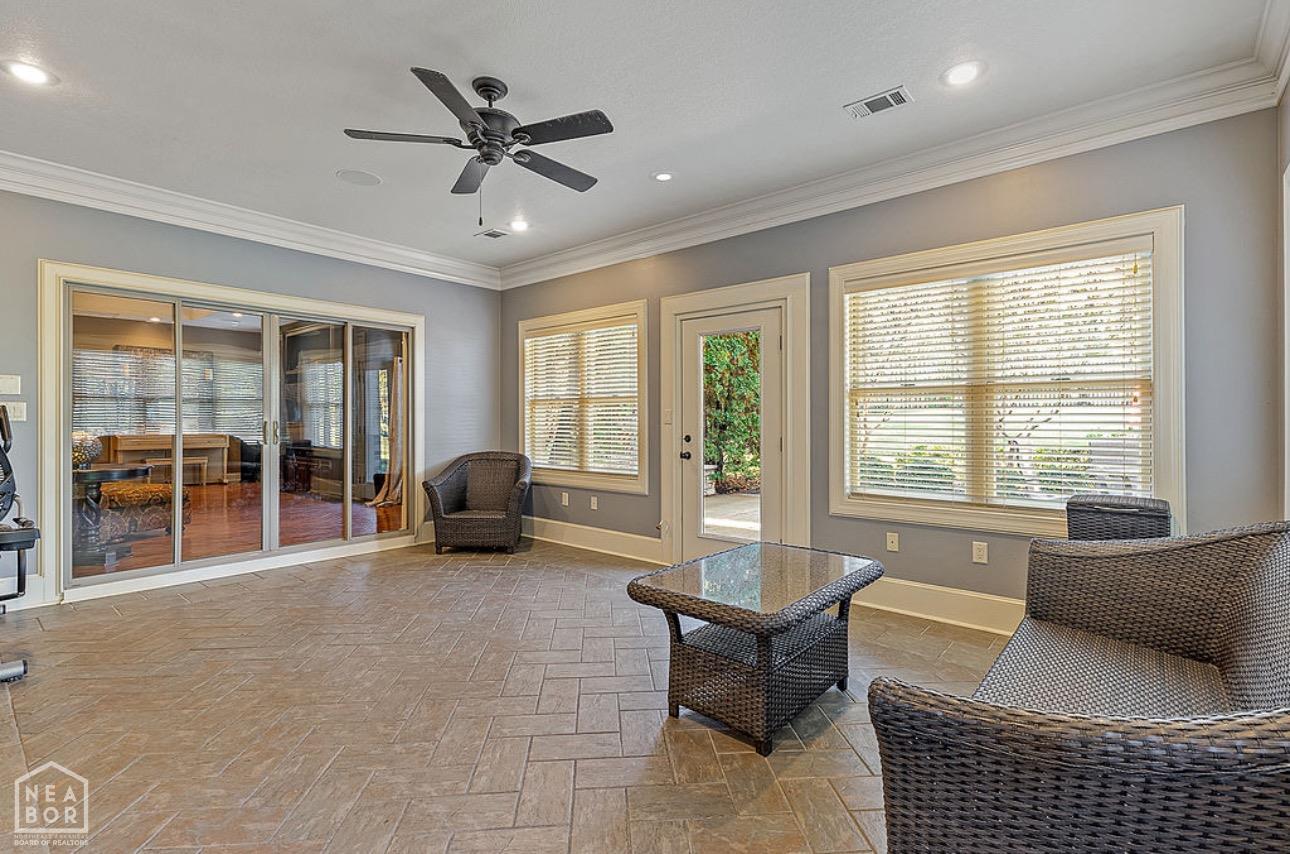 Jonesboro, Arkansas, 72404, United States, 5 Bedrooms Bedrooms, ,5 BathroomsBathrooms,Residential,For Sale,1981744