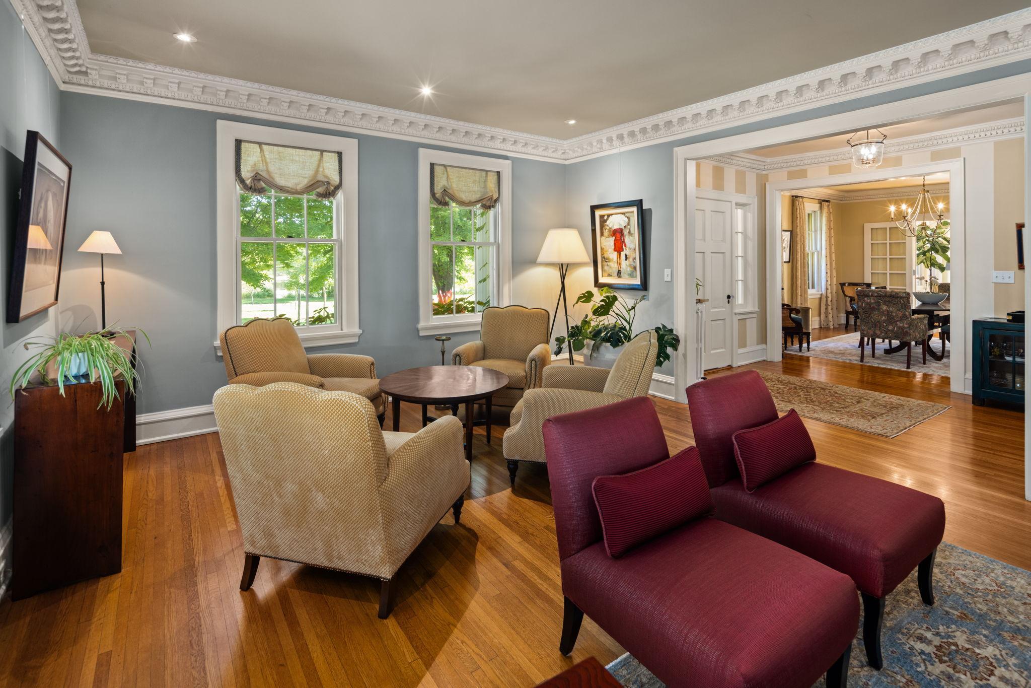 Minneapolis, Minnesota, 55405, United States, 5 Bedrooms Bedrooms, ,3 BathroomsBathrooms,Residential,For Sale,2000918