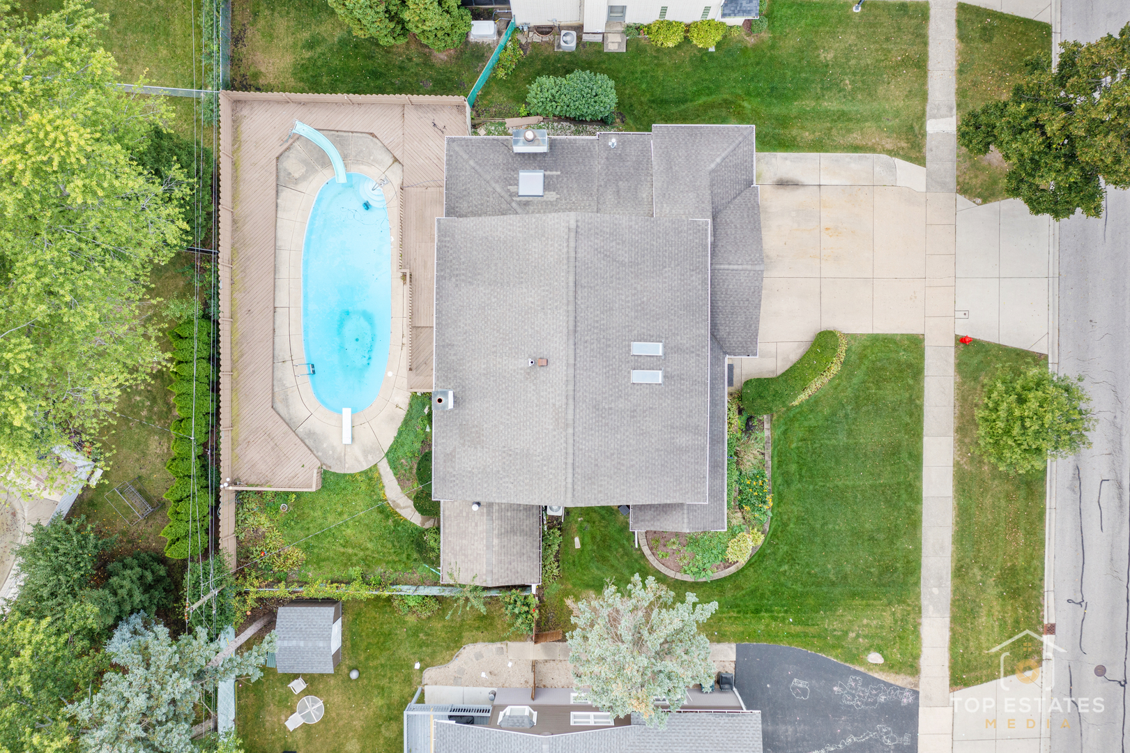 Palatine, Illinois, 60067, United States, 4 Bedrooms Bedrooms, ,3 BathroomsBathrooms,Residential,For Sale,1967917