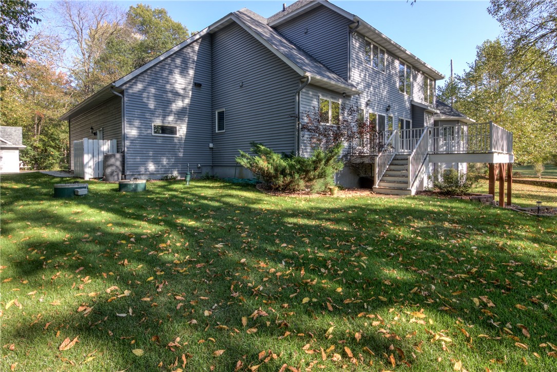 Eau Claire, Wisconsin, 54701, United States, 5 Bedrooms Bedrooms, ,4 BathroomsBathrooms,Residential,For Sale,1976179