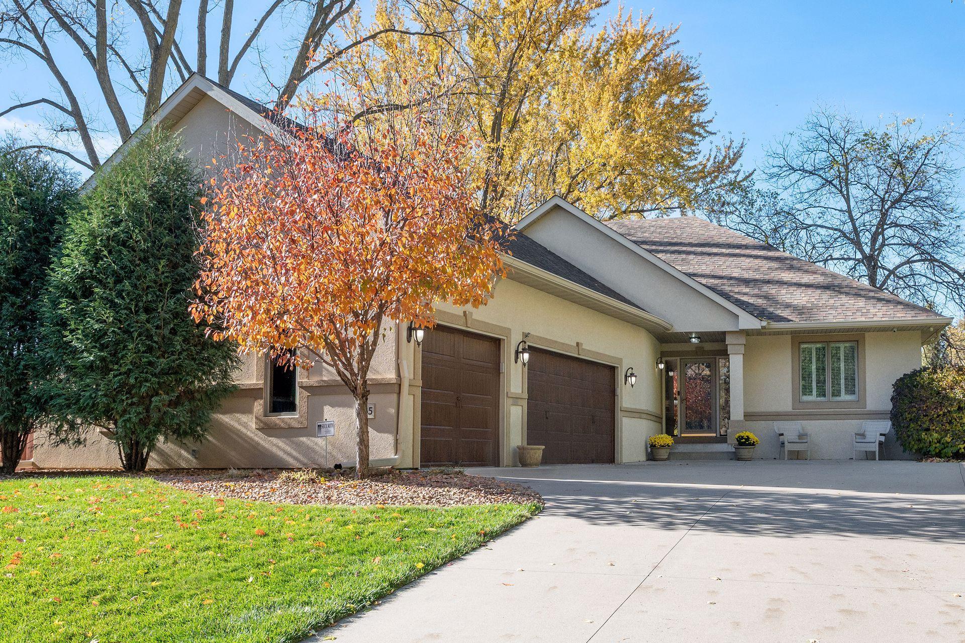 Plymouth, Minnesota, 55447, United States, 5 Bedrooms Bedrooms, ,4 BathroomsBathrooms,Residential,For Sale,1989736