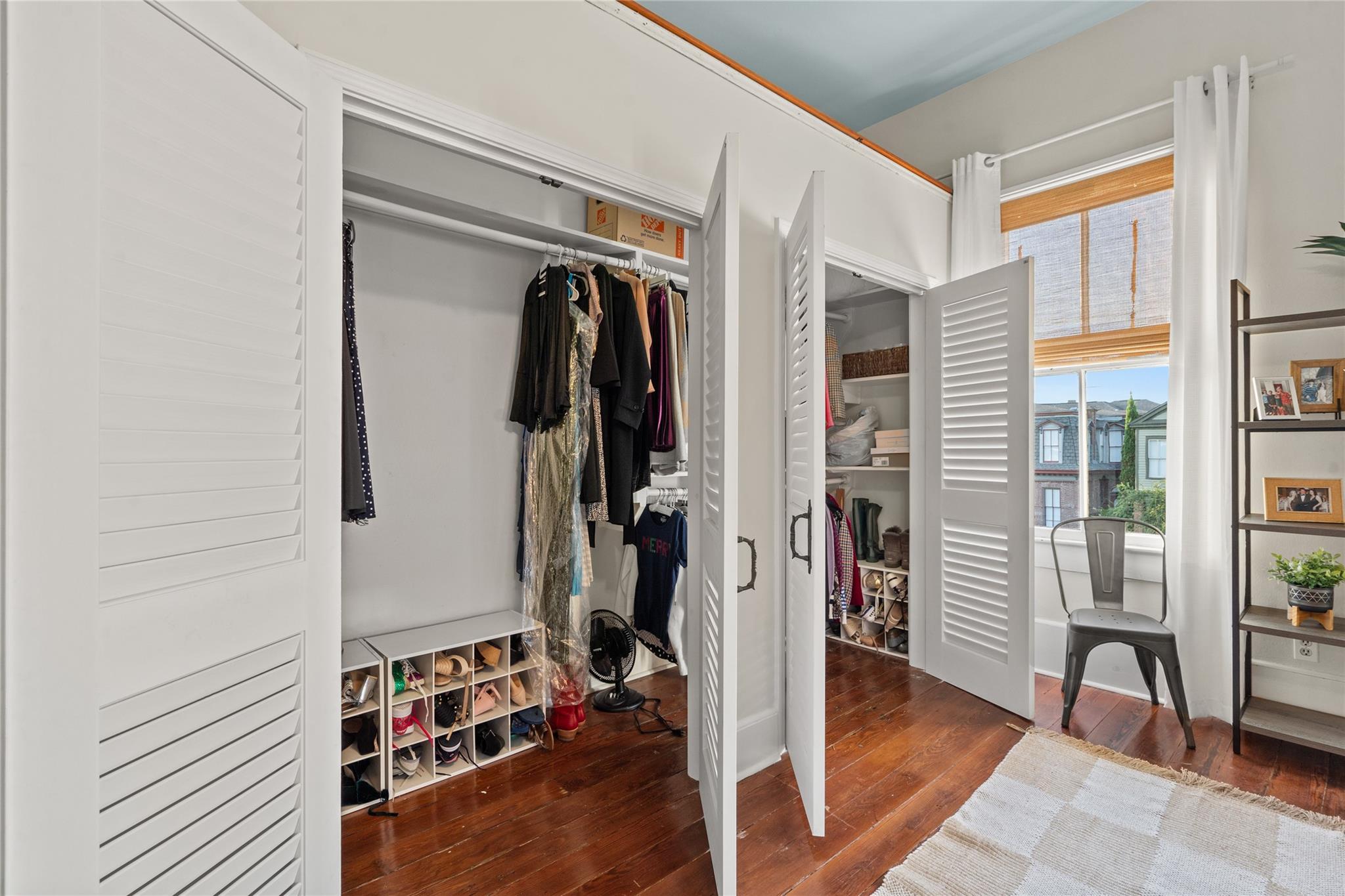 Galveston, Texas, 77550, United States, 4 Bedrooms Bedrooms, ,4 BathroomsBathrooms,Residential,For Sale,1934490