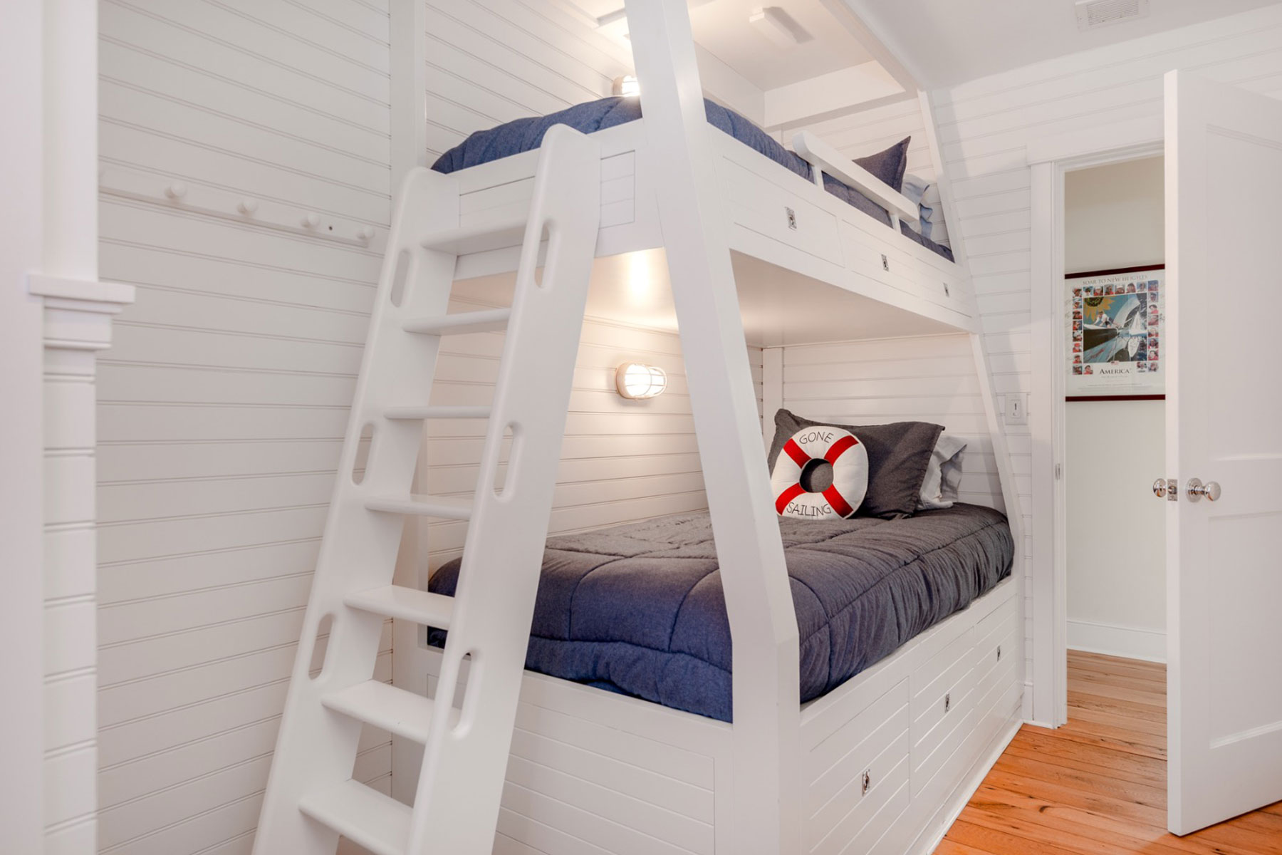  10 East Lincoln Ave, Nantucket, MA, 02554 - 物件實景
