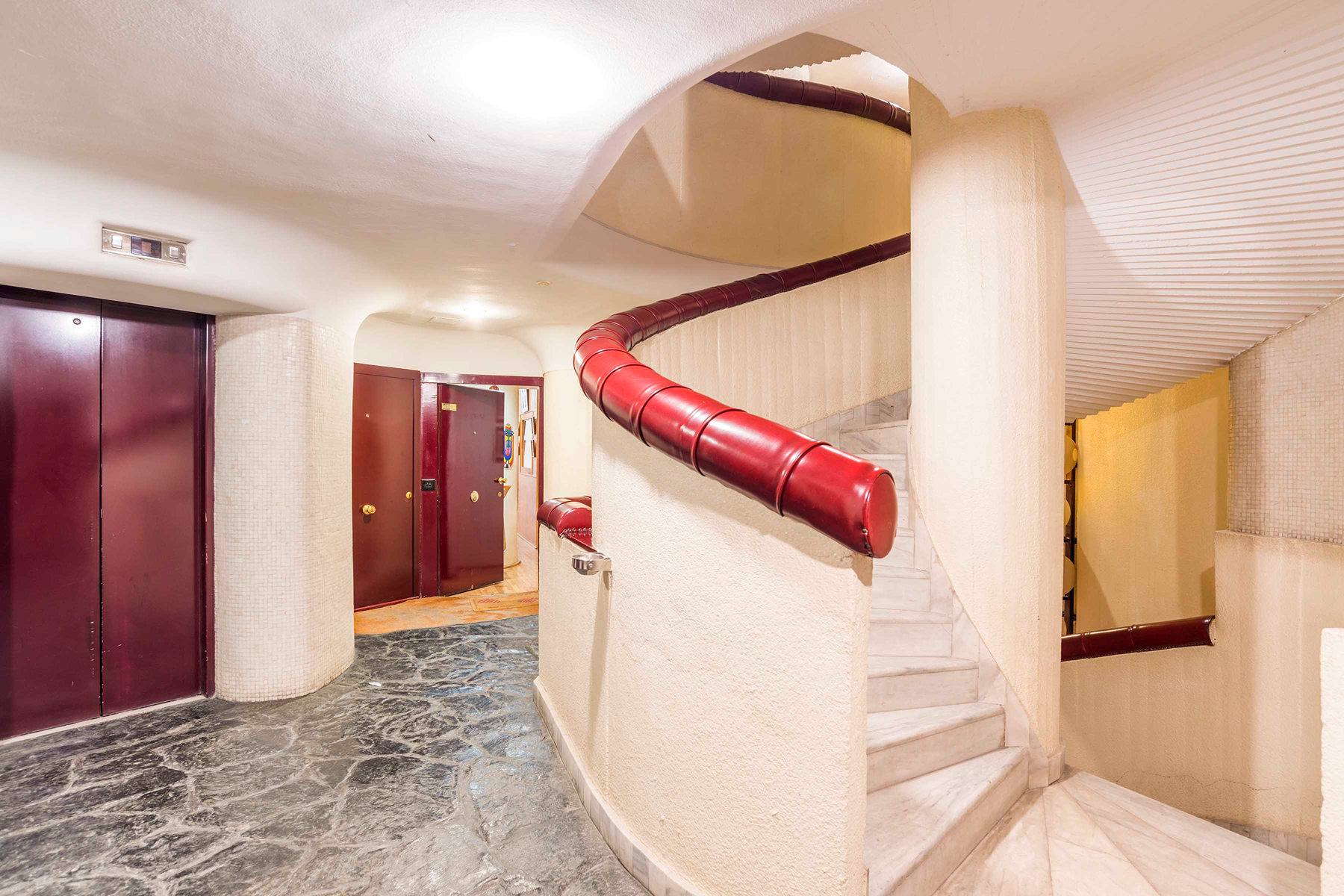  Flat to renovate with pool in Torres Blancas building, Chamartín - 物件實景
