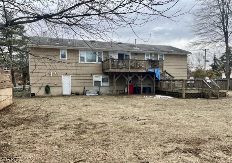 Clark Twp., New Jersey, 07066, United States, 4 Bedrooms Bedrooms, ,3 BathroomsBathrooms,Residential,For Sale,1980988