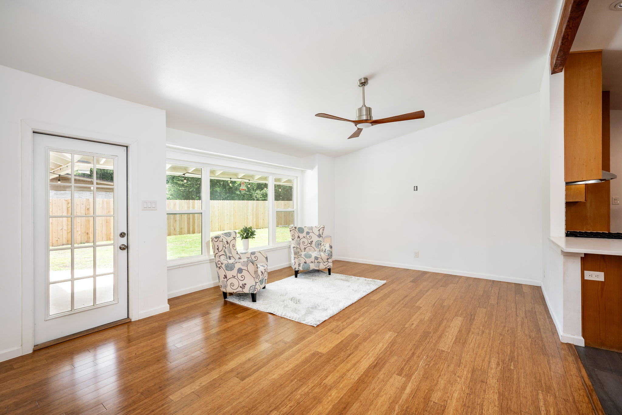  Refined Mid-Century Modern with Casita in Alamo Heights ISD - 物件實景