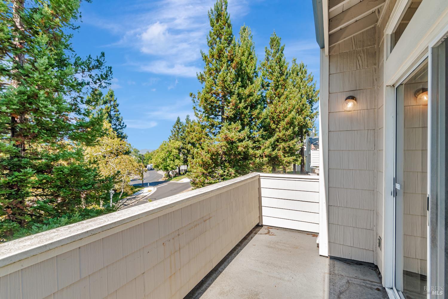 Santa Rosa, California, 95403, United States, 3 Bedrooms Bedrooms, ,3 BathroomsBathrooms,Residential,For Sale,1958612