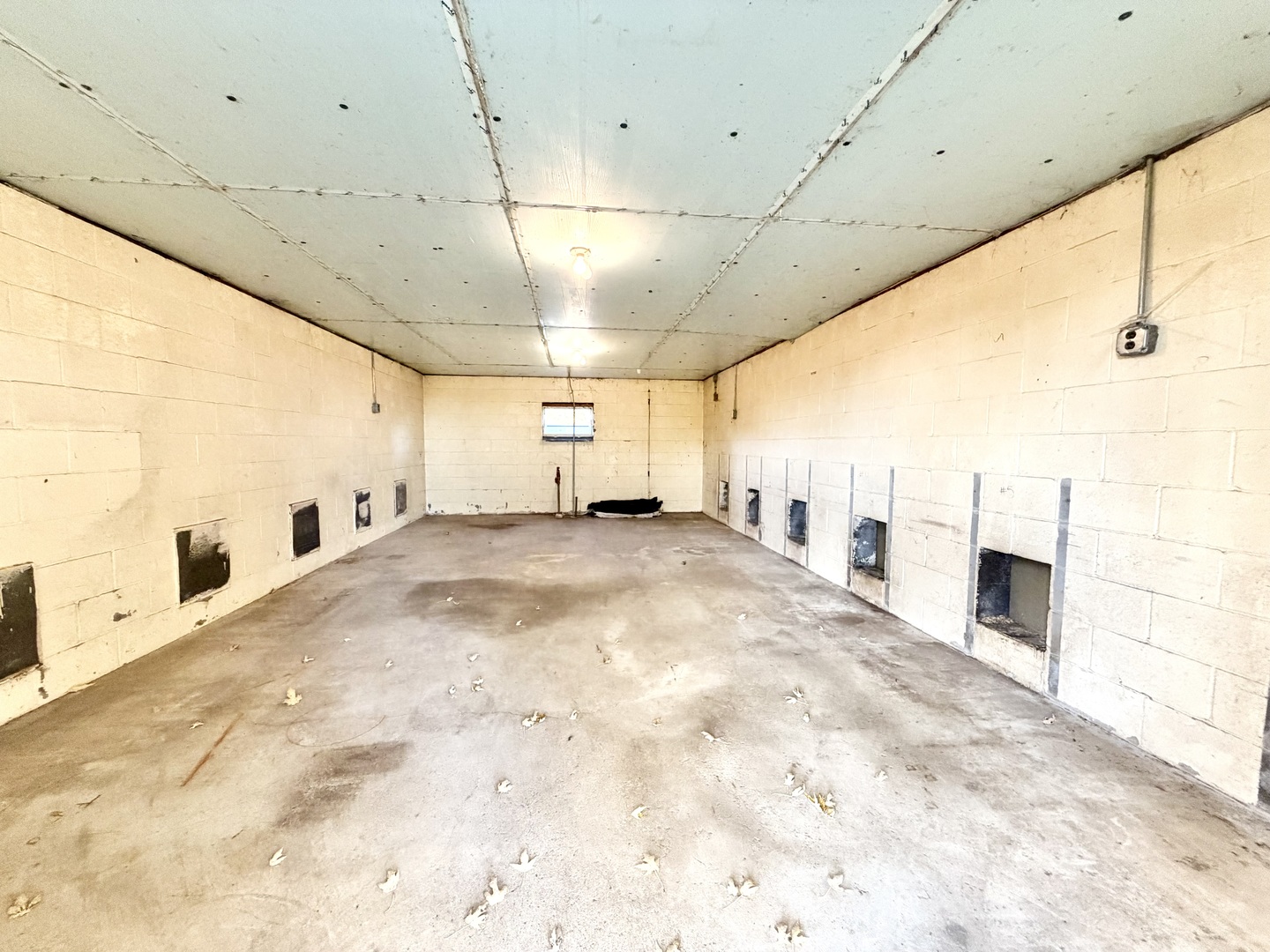 Sycamore, Illinois, 60178, United States, 4 Bedrooms Bedrooms, ,3 BathroomsBathrooms,Residential,For Sale,1988163