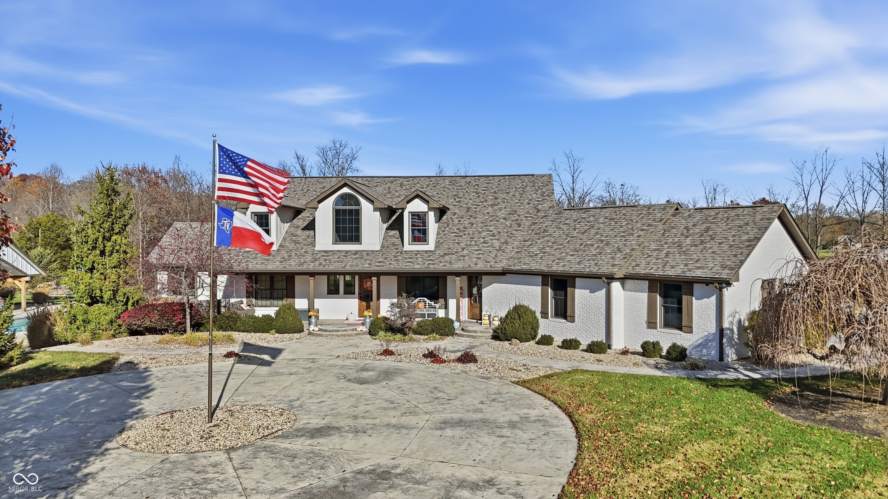 Bargersville, Indiana, 46106, United States, 5 Bedrooms Bedrooms, ,6 BathroomsBathrooms,Residential,For Sale,1992401