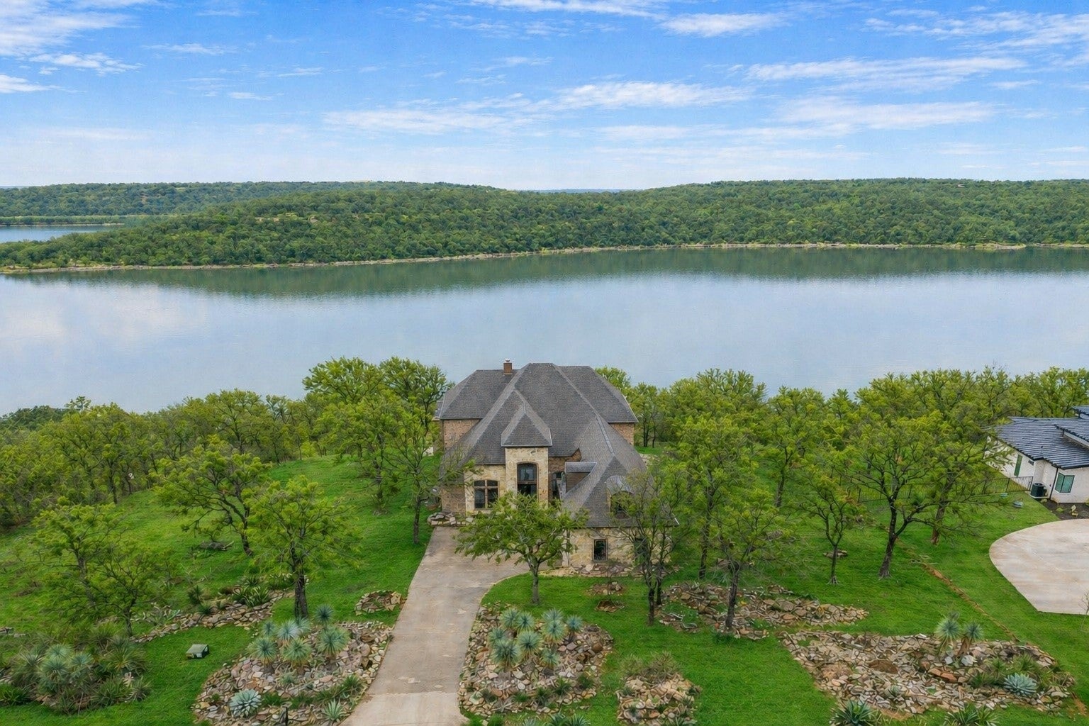 Chico, Texas, 76431, United States, 4 Bedrooms Bedrooms, ,4 BathroomsBathrooms,Residential,For Sale,2023680