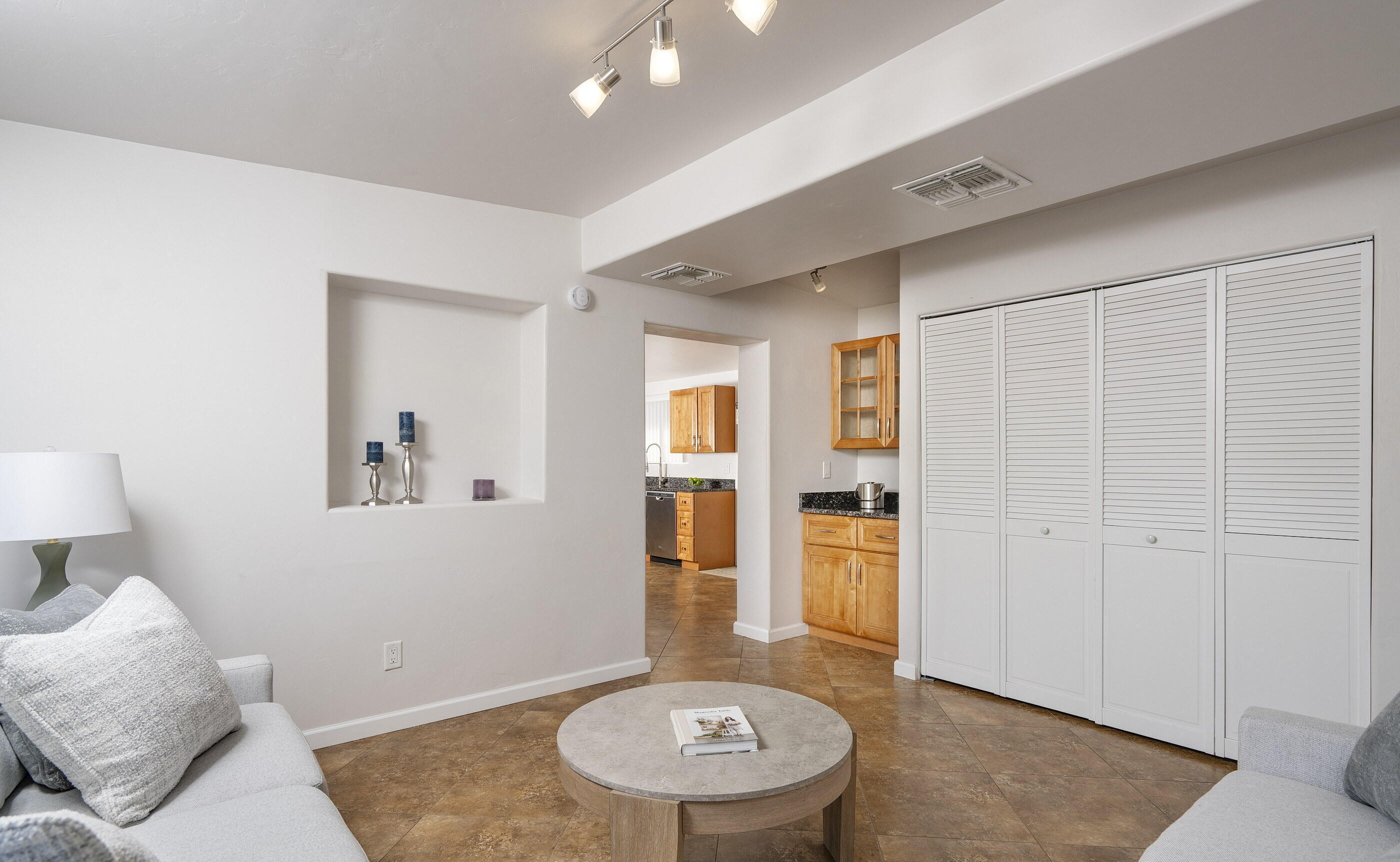  5801 E Bellevue Street, Tucson, AZ, 85712 - 物件實景
