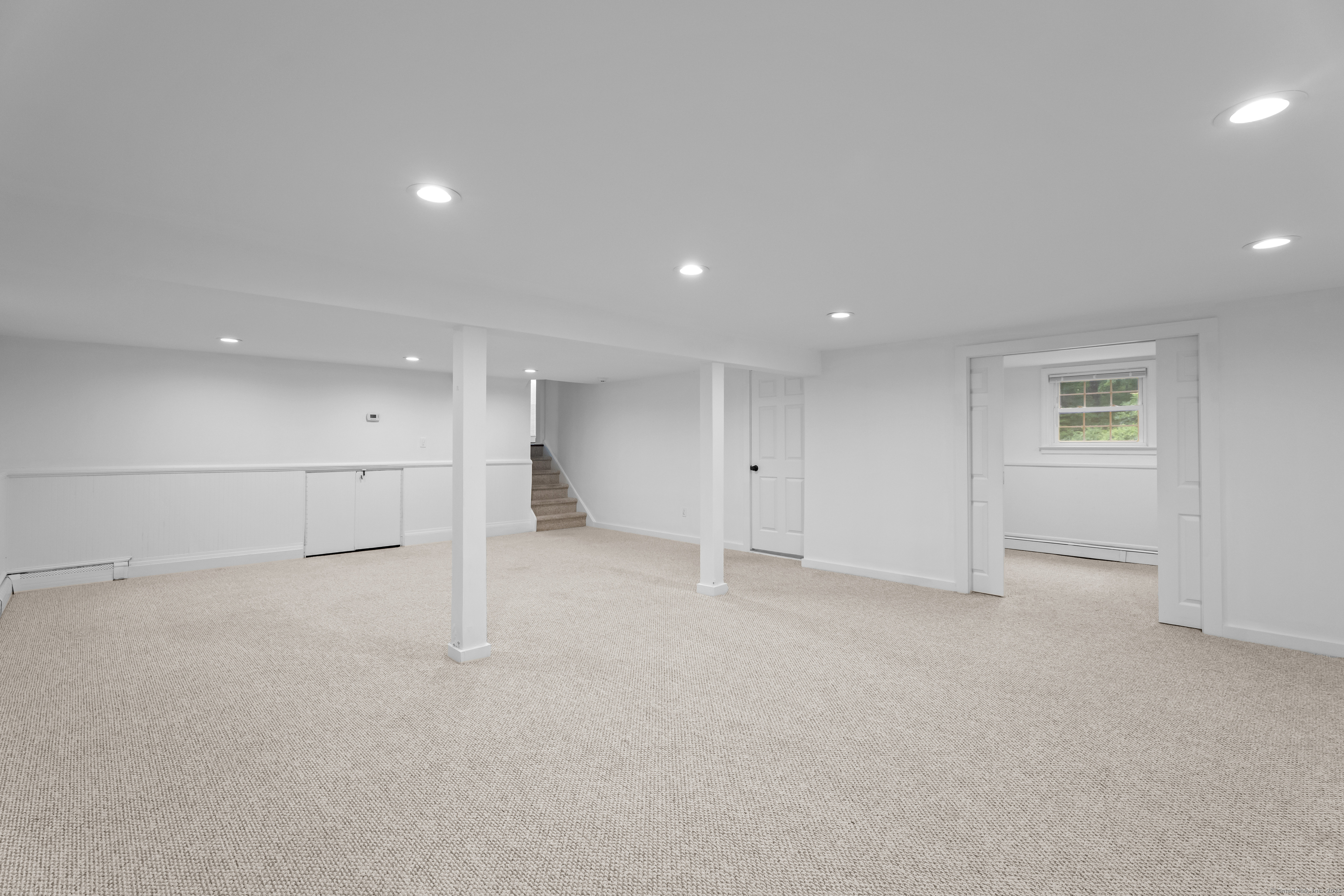 Norwalk, Connecticut, 06850, United States, 3 Bedrooms Bedrooms, ,3 BathroomsBathrooms,Residential,For Sale,1911174