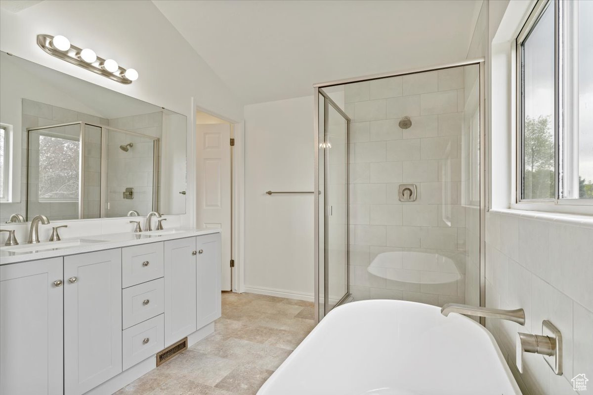 Layton, Utah, 84041, United States, 5 Bedrooms Bedrooms, ,3 BathroomsBathrooms,Residential,For Sale,1837115