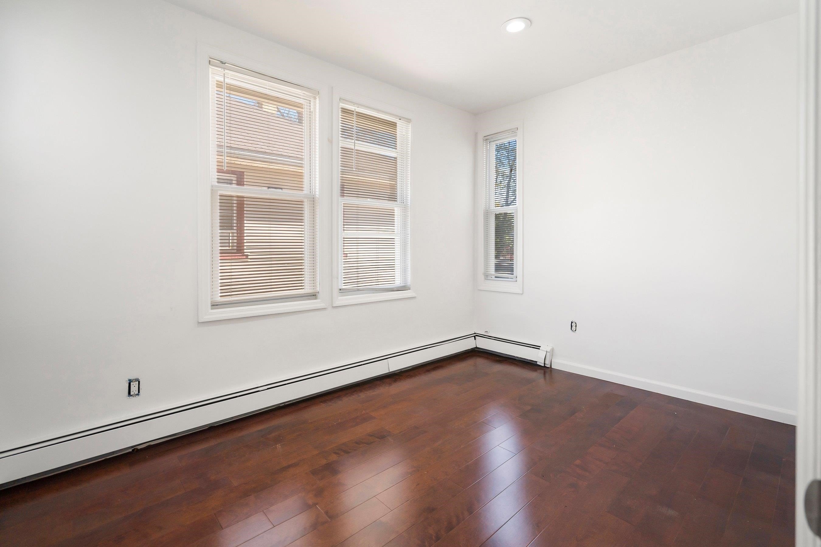 LONG BRANCH CITY, New Jersey, 07740, United States, 5 Bedrooms Bedrooms, ,3 BathroomsBathrooms,Residential,For Sale,1878640