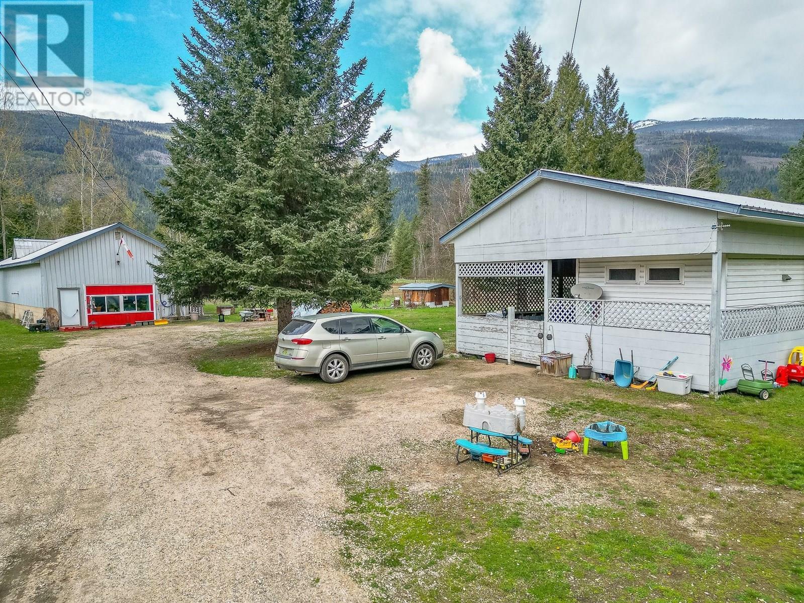 MALAKWA, British Columbia, V0E 2J0, CA, 2 Bedrooms Bedrooms, ,Residential,For Sale,1839032