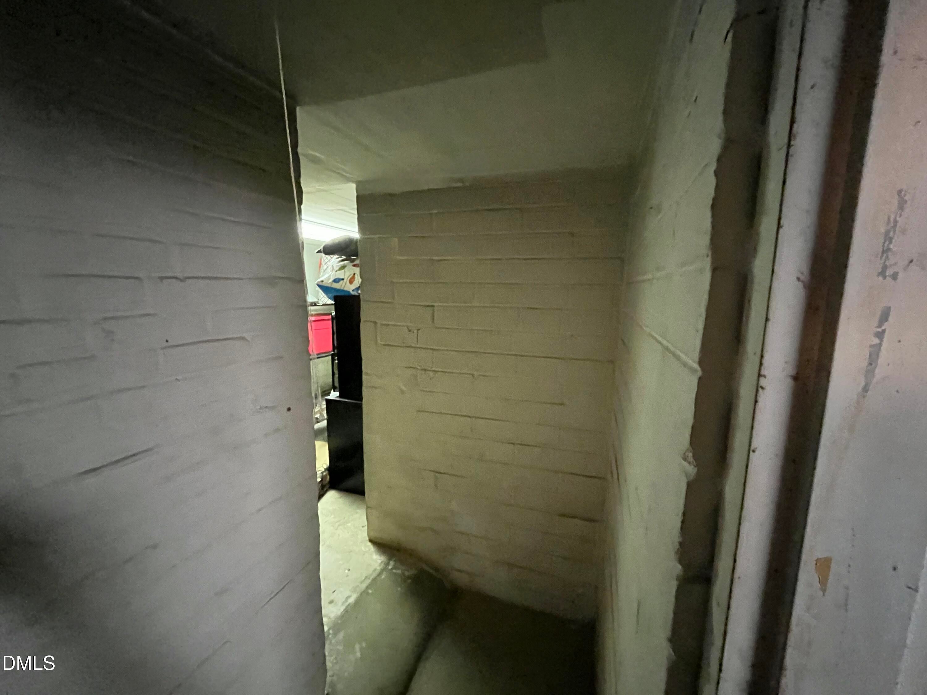 Burlington, North Carolina, 27215, United States, 6 Bedrooms Bedrooms, ,5 BathroomsBathrooms,Residential,For Sale,1999831