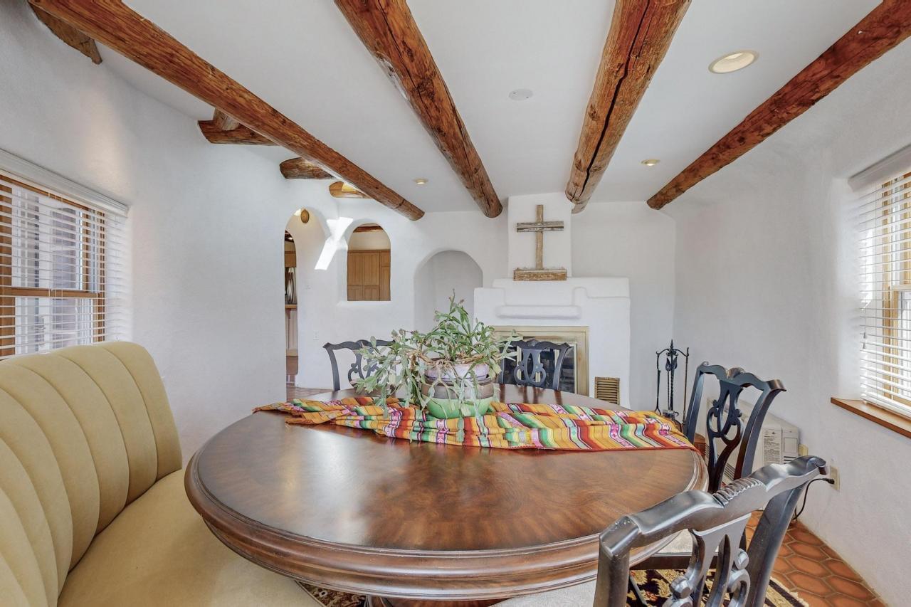 30 Apache Creek, Santa Fe, New Mexico, 87505, United States, 5 Bedrooms Bedrooms, ,4 BathroomsBathrooms,Residential,For Sale,30 Apache Creek,1591905