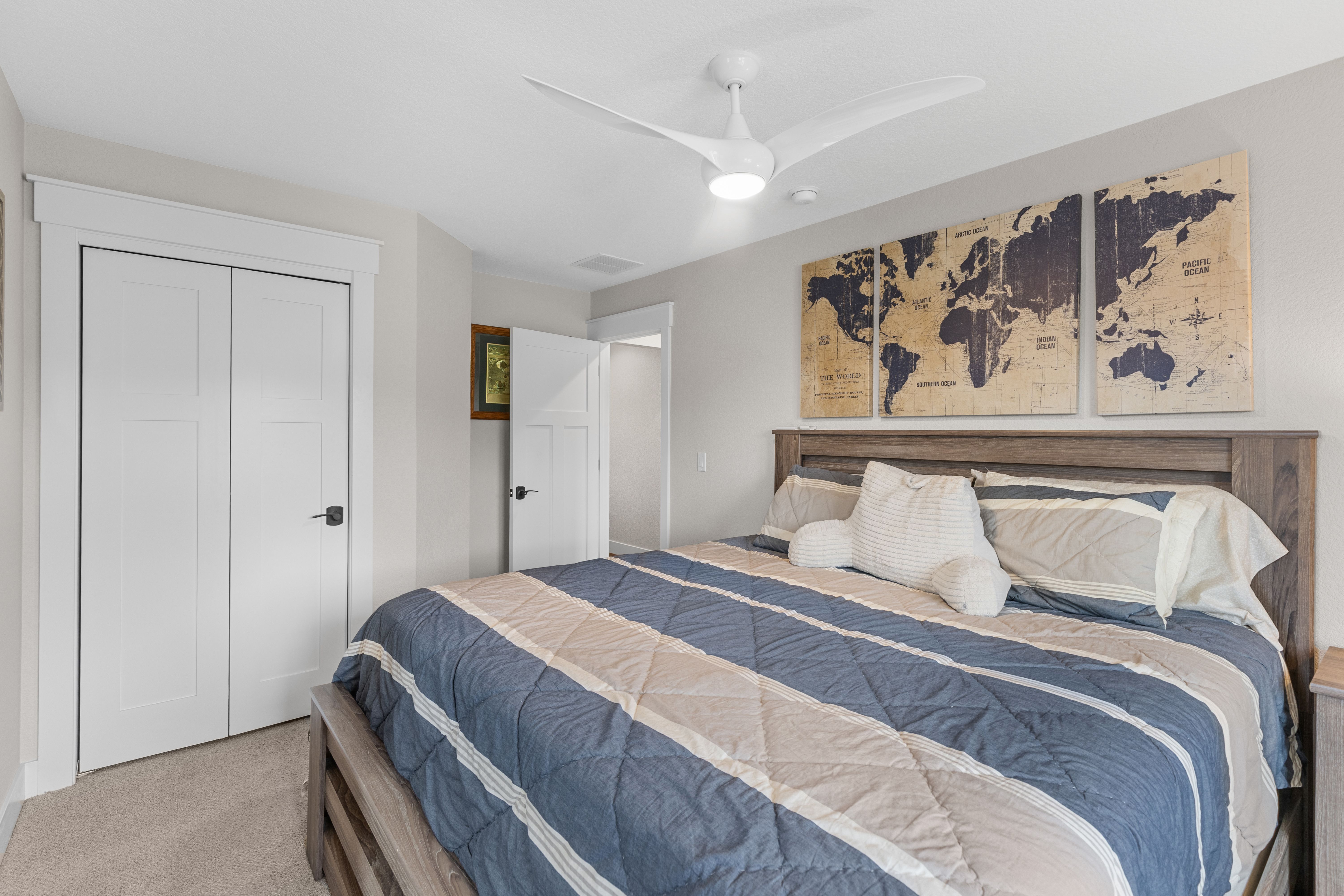  Amazing Opportunity For Multigenerational Living - 物件實景