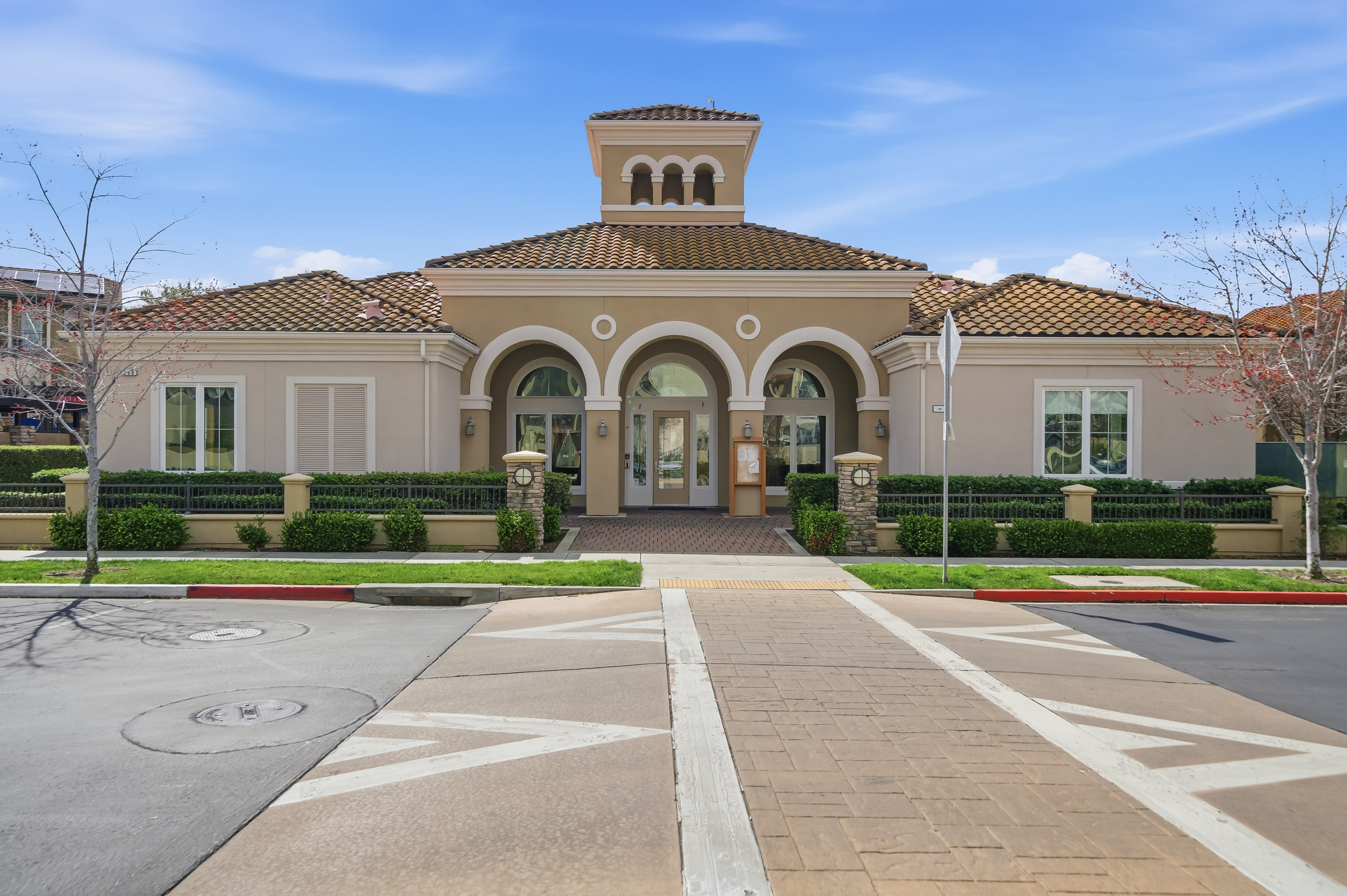 Modern Montebello Living in Gated Warm Springs Community - 物件實景